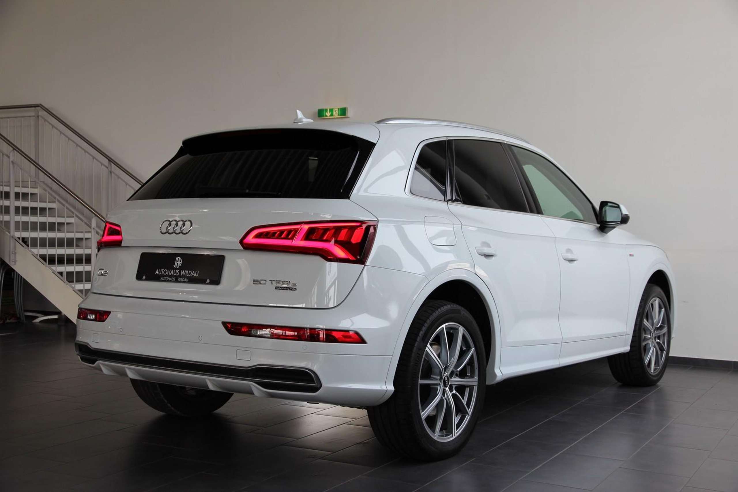 Audi - Q5