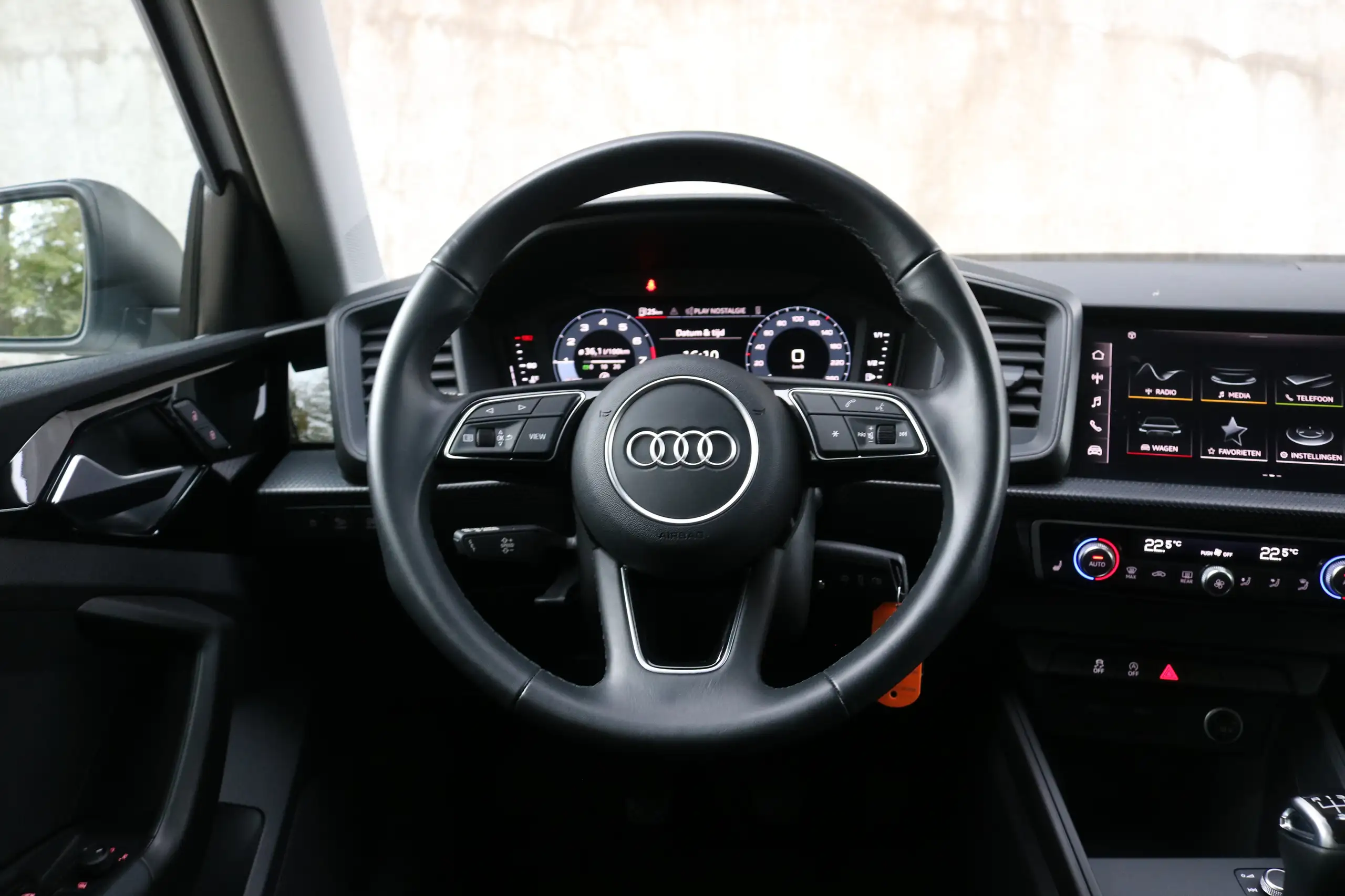 Audi - A1