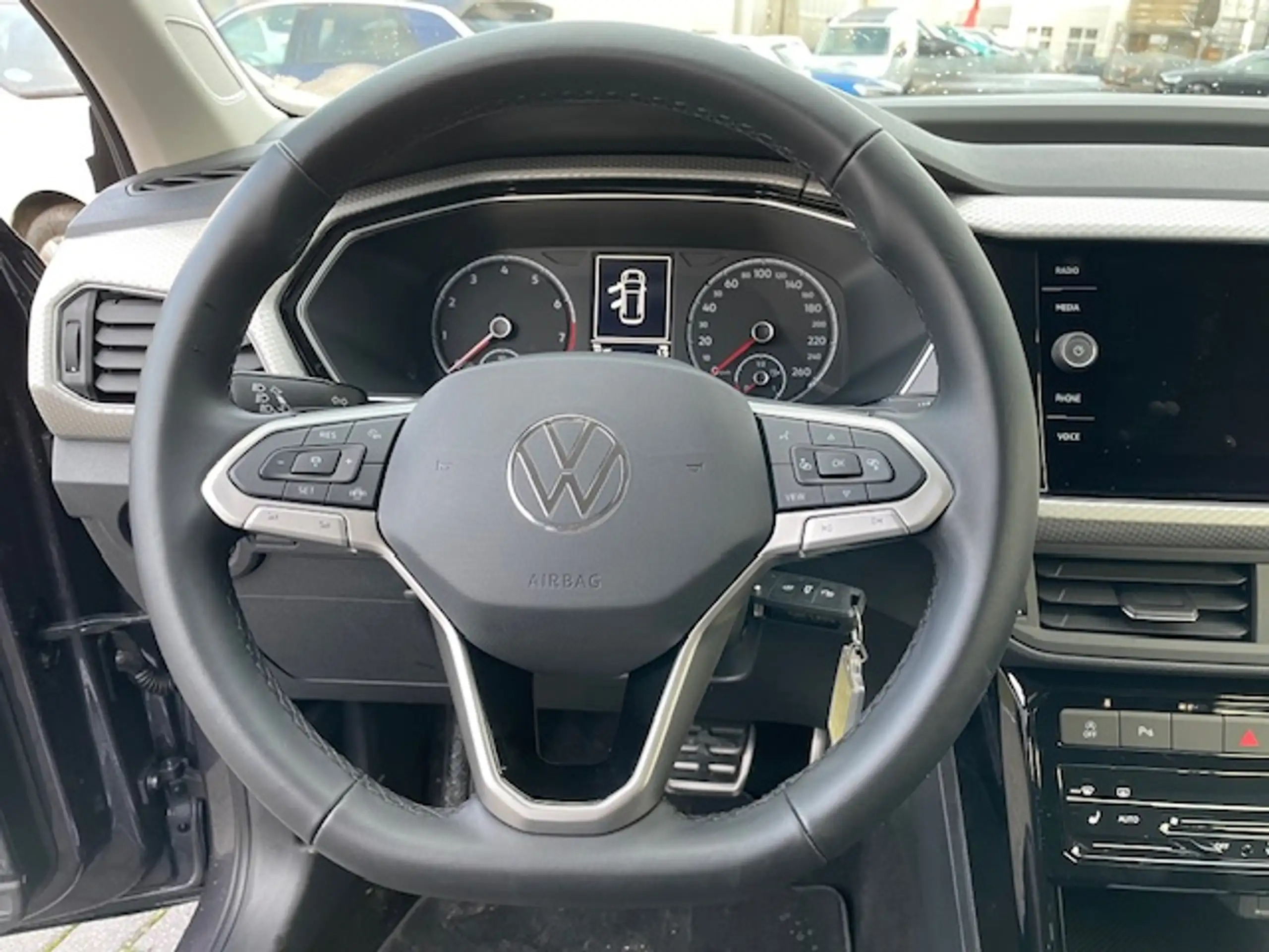 Volkswagen - T-Cross