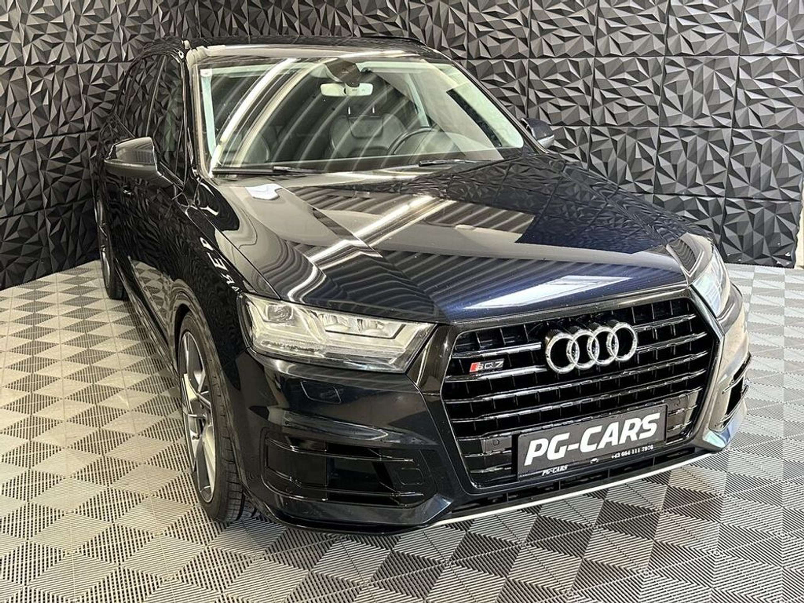 Audi - Q7