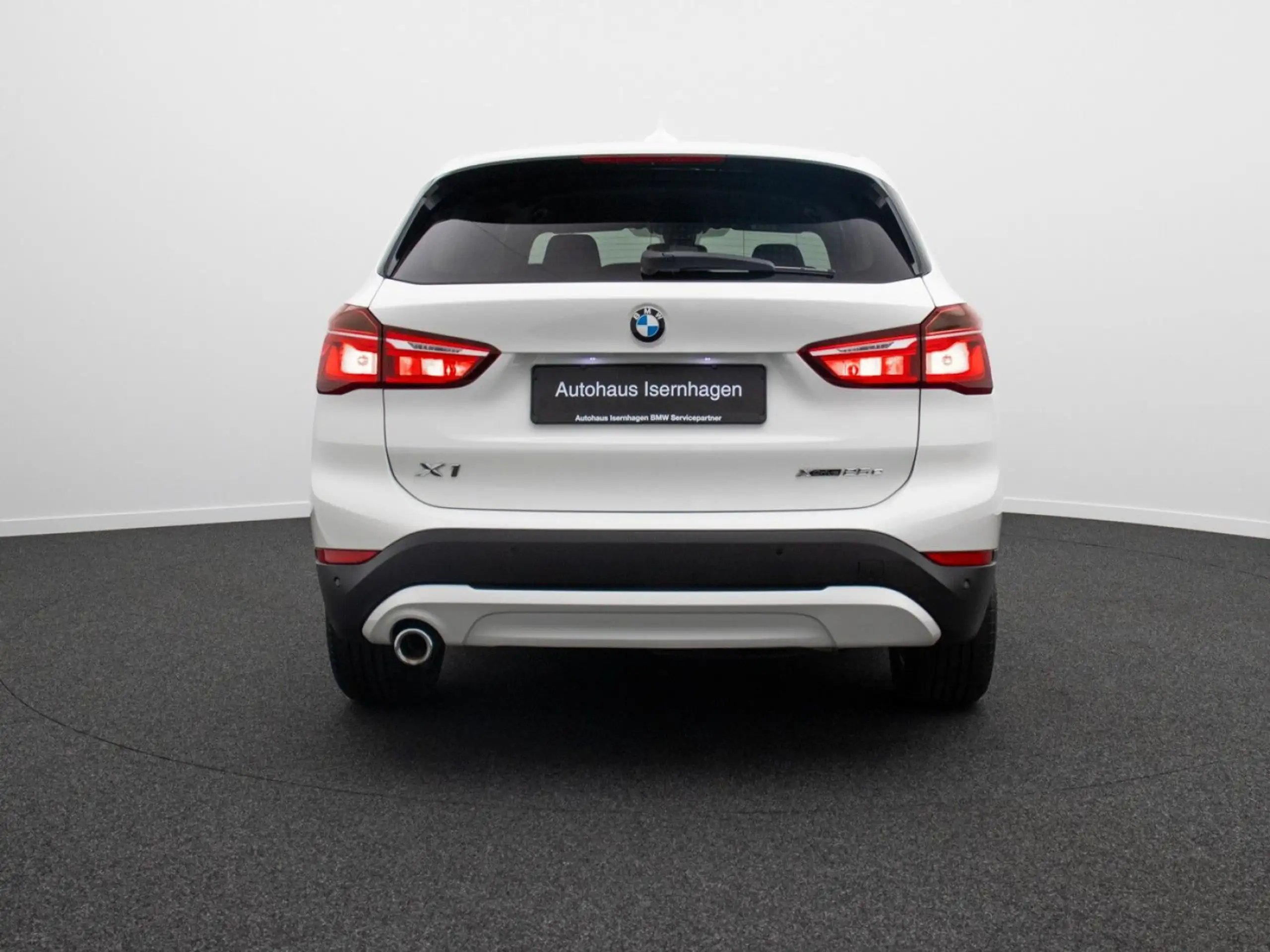 BMW - X1