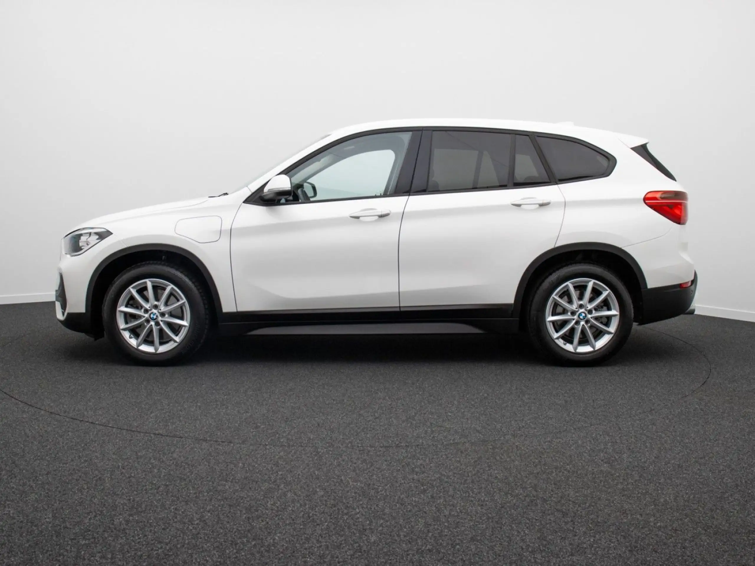 BMW - X1