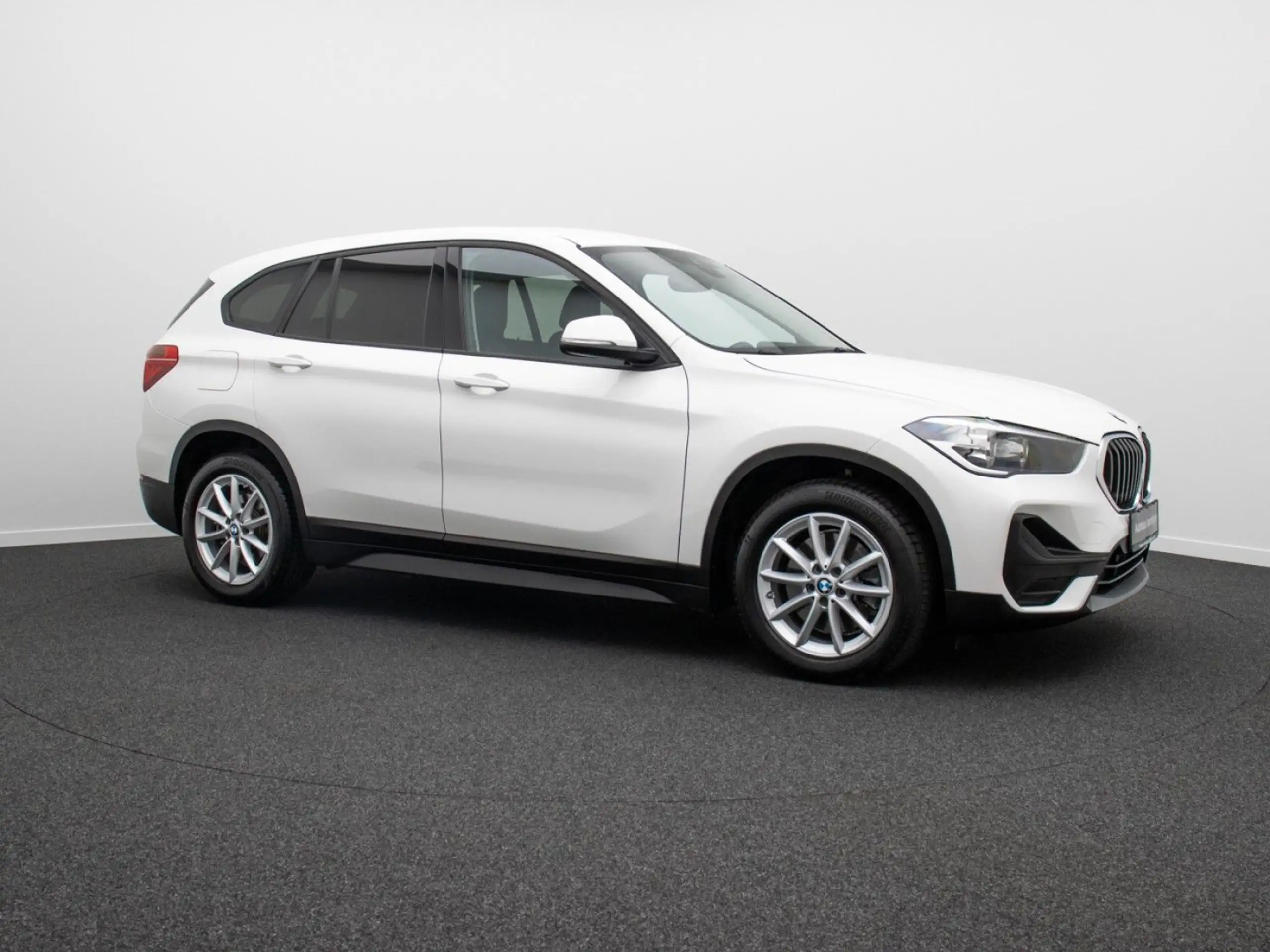 BMW - X1