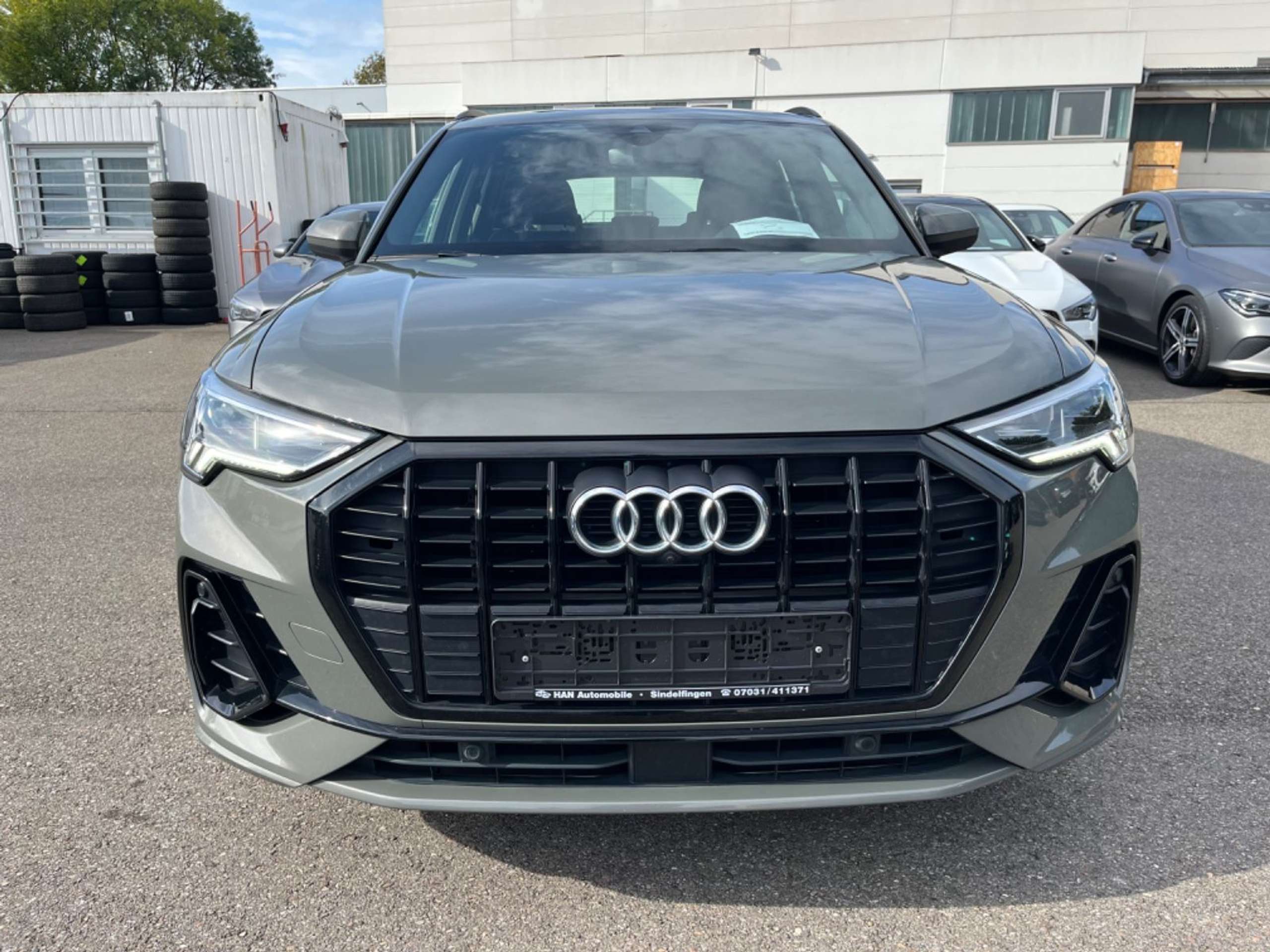 Audi - Q3