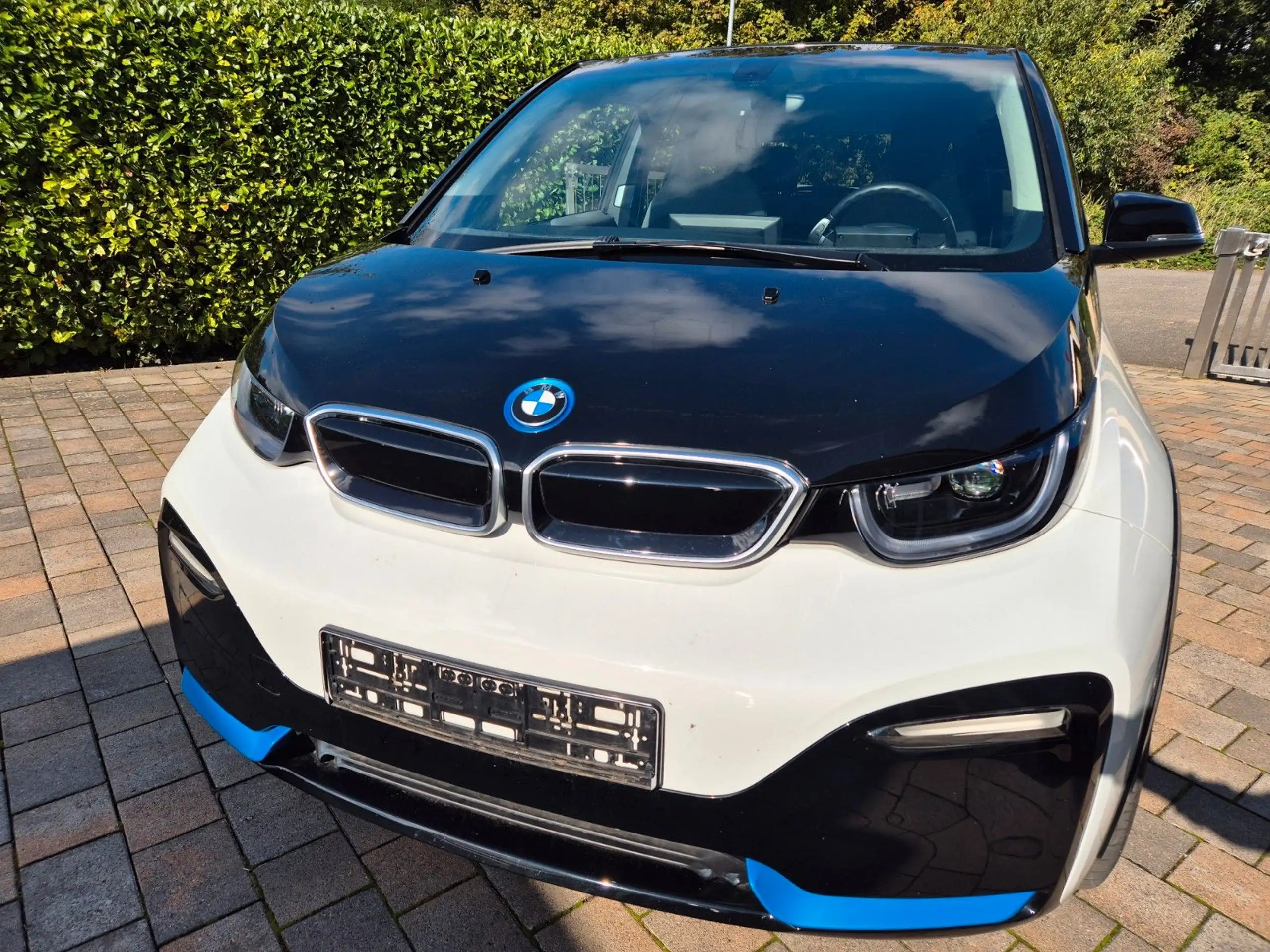 BMW - i3