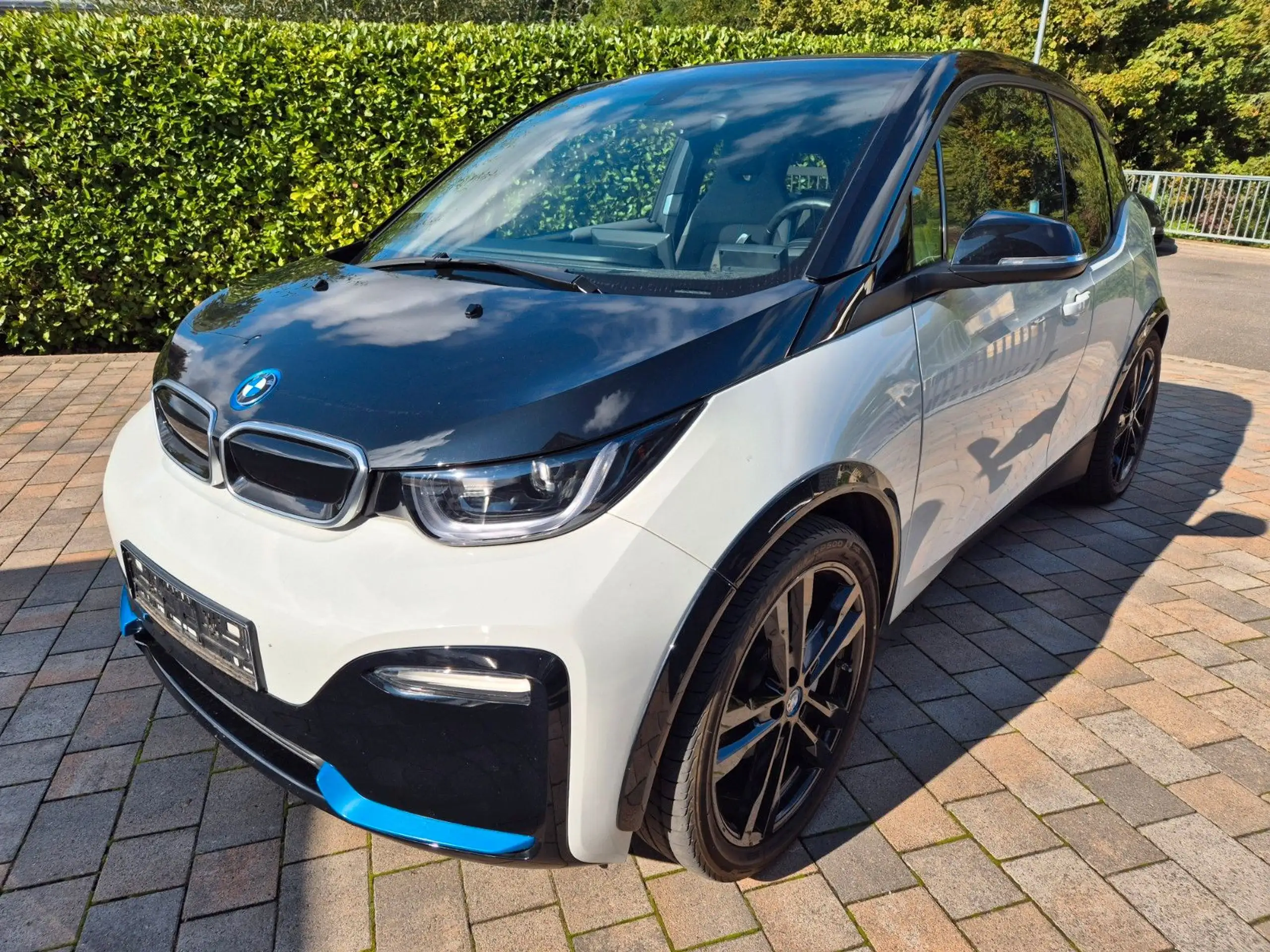 BMW - i3