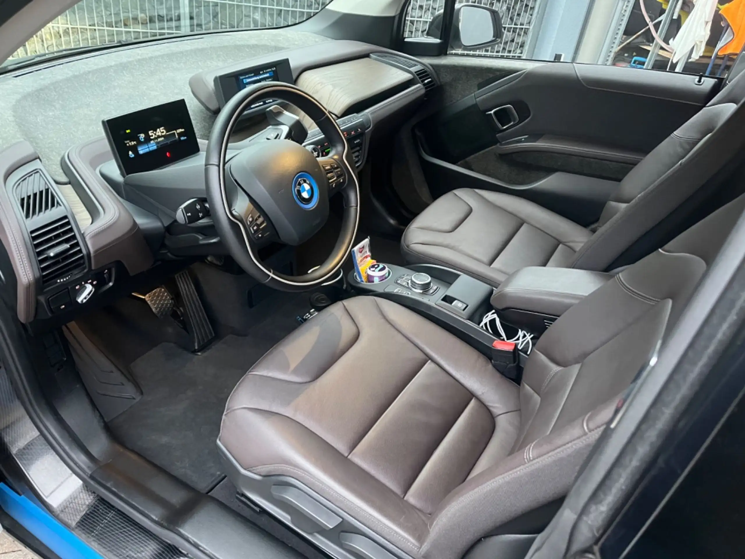 BMW - i3