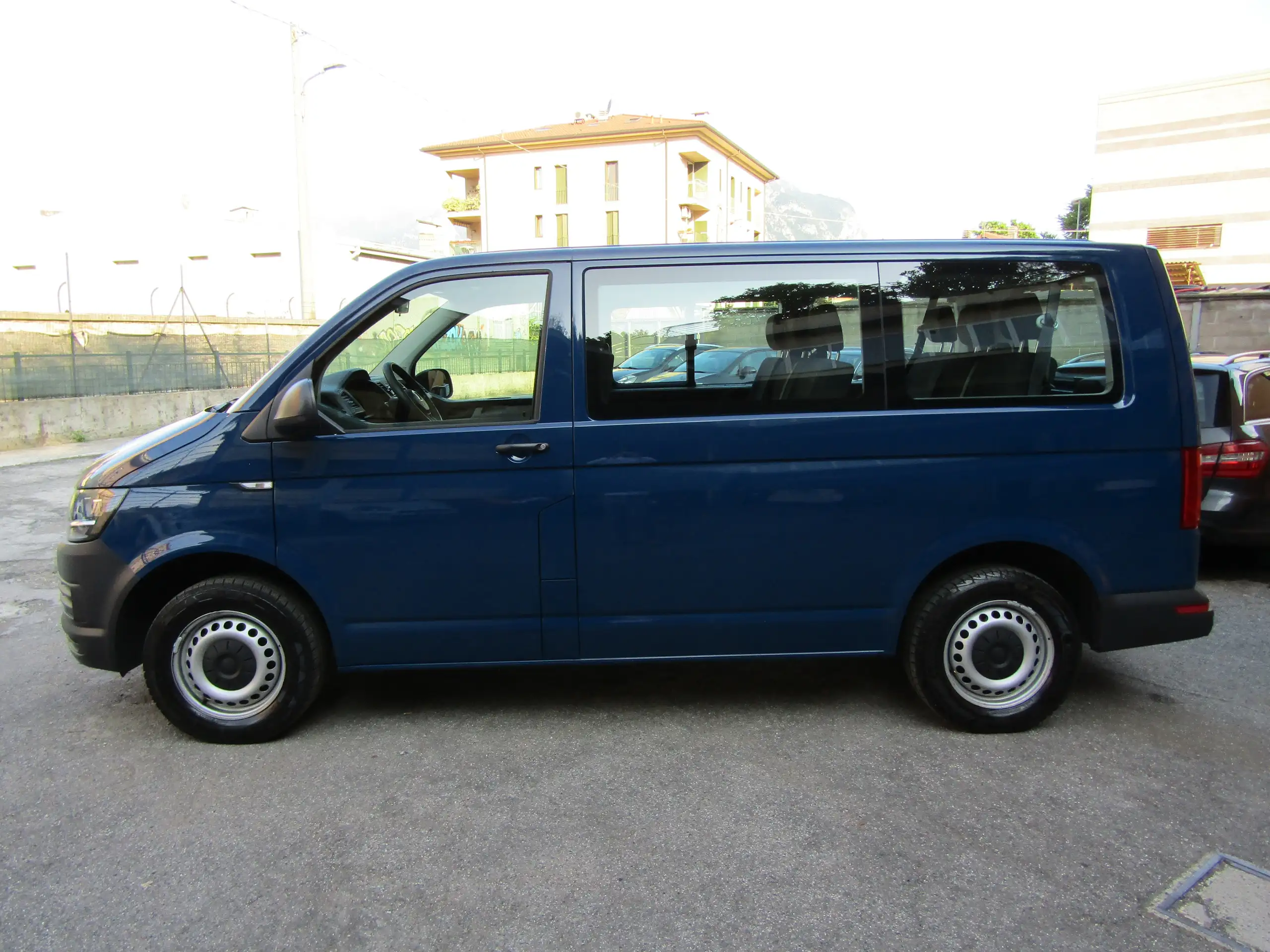 Volkswagen - Transporter