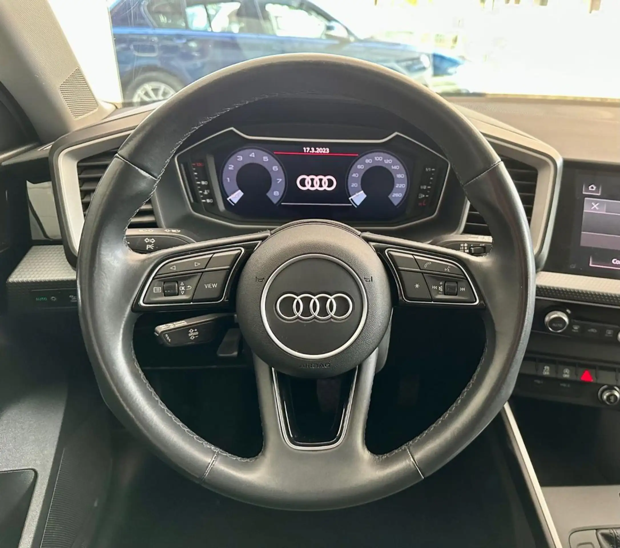 Audi - A1