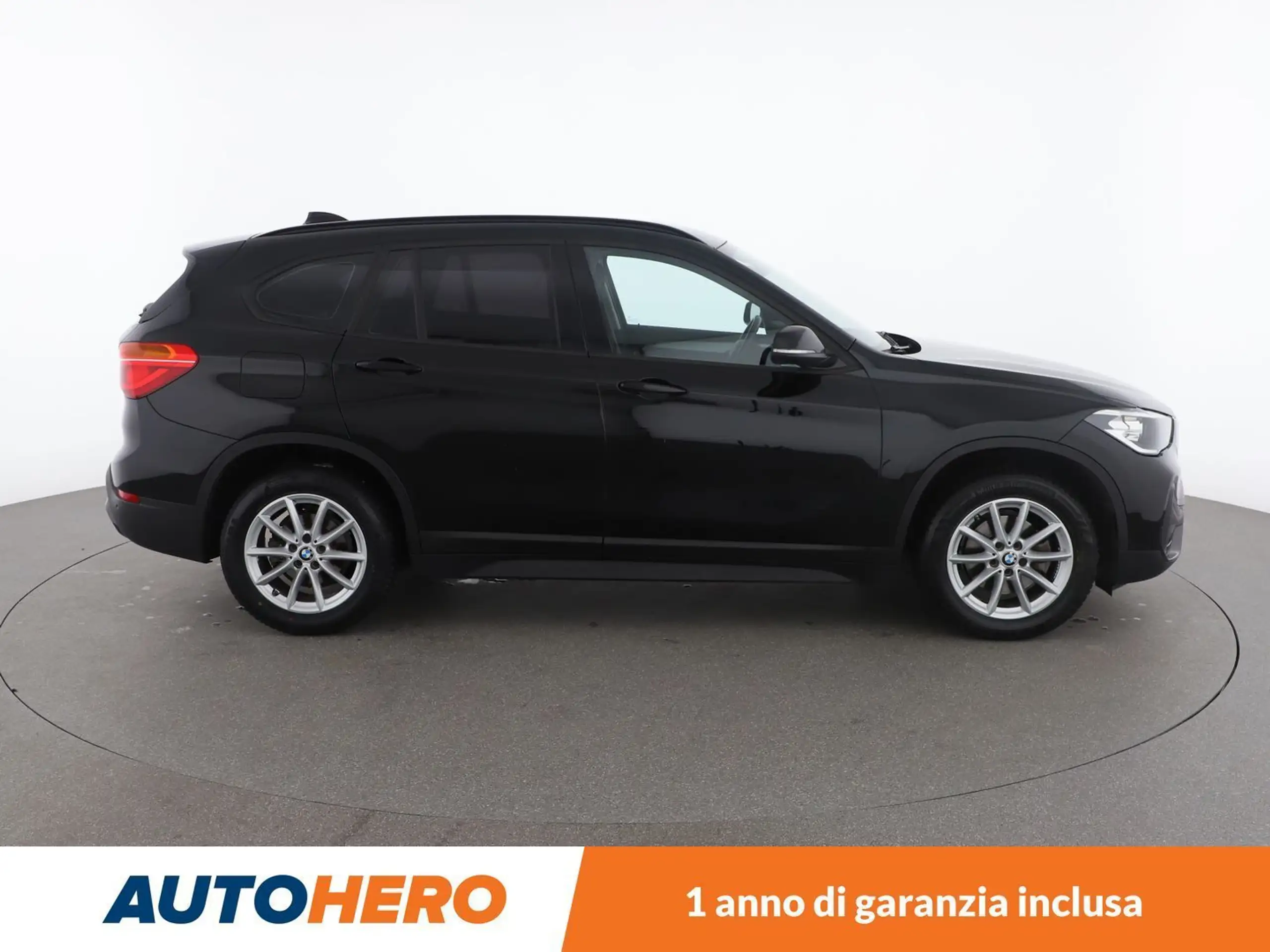 BMW - X1