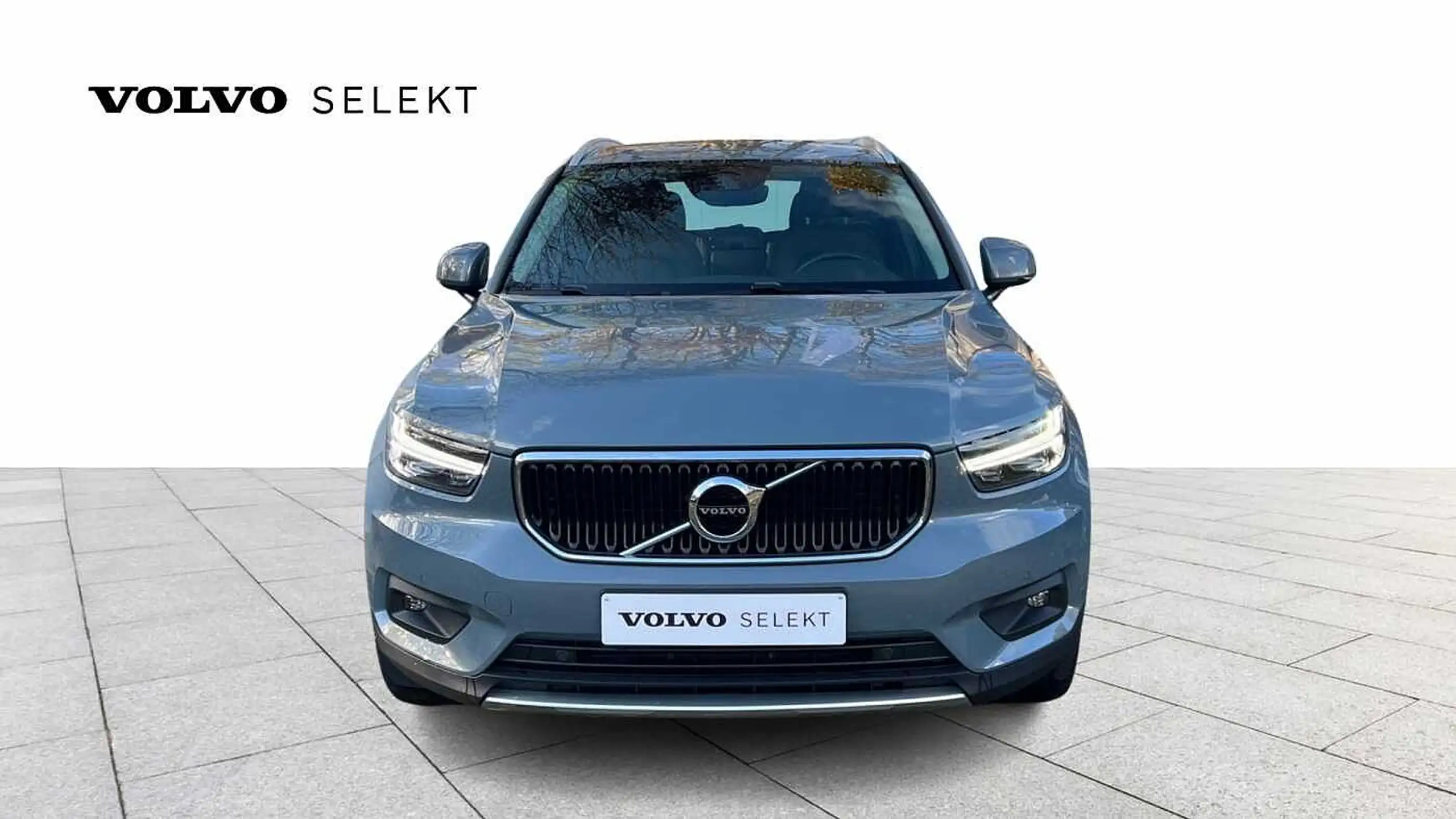 Volvo - XC40