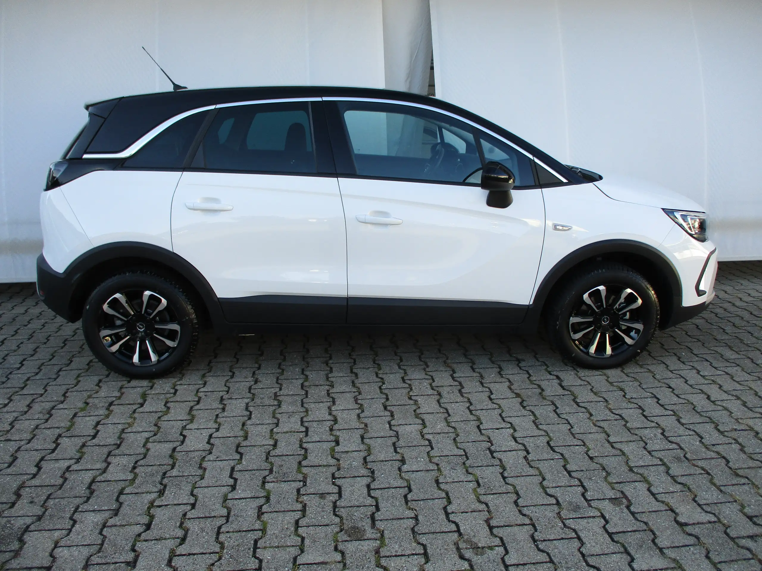 Opel - Crossland X