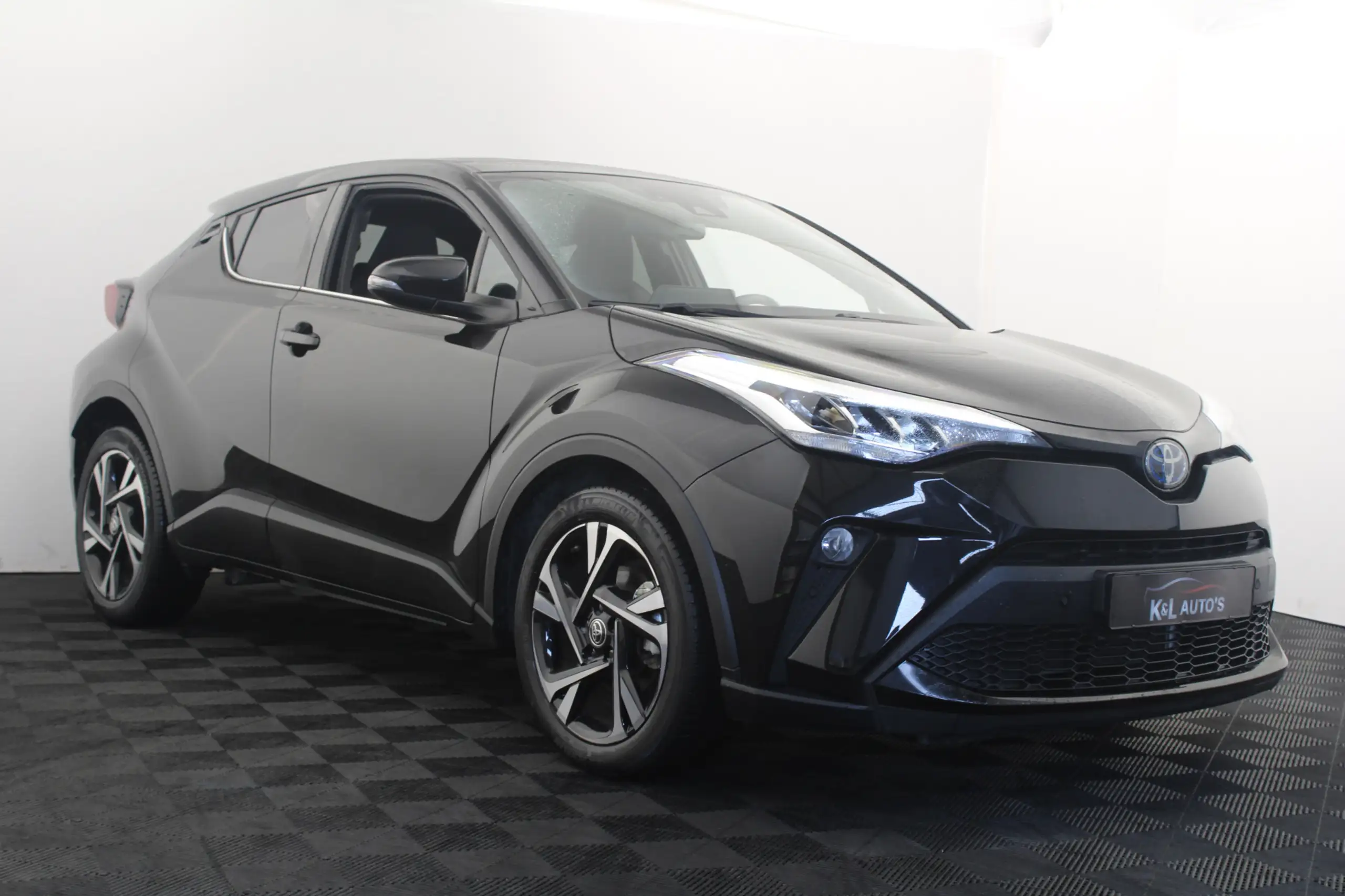 Toyota - C-HR