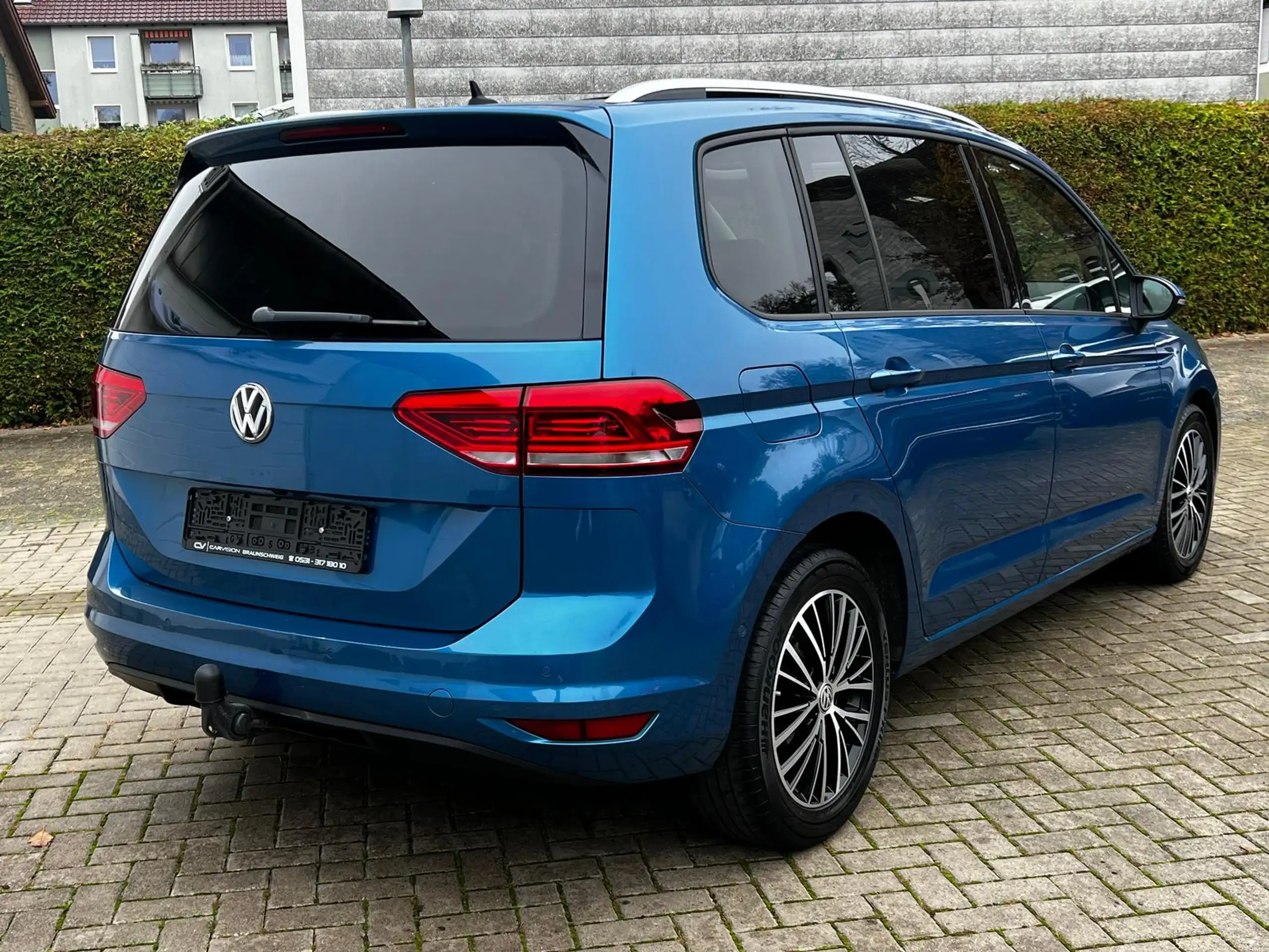 Volkswagen - Touran