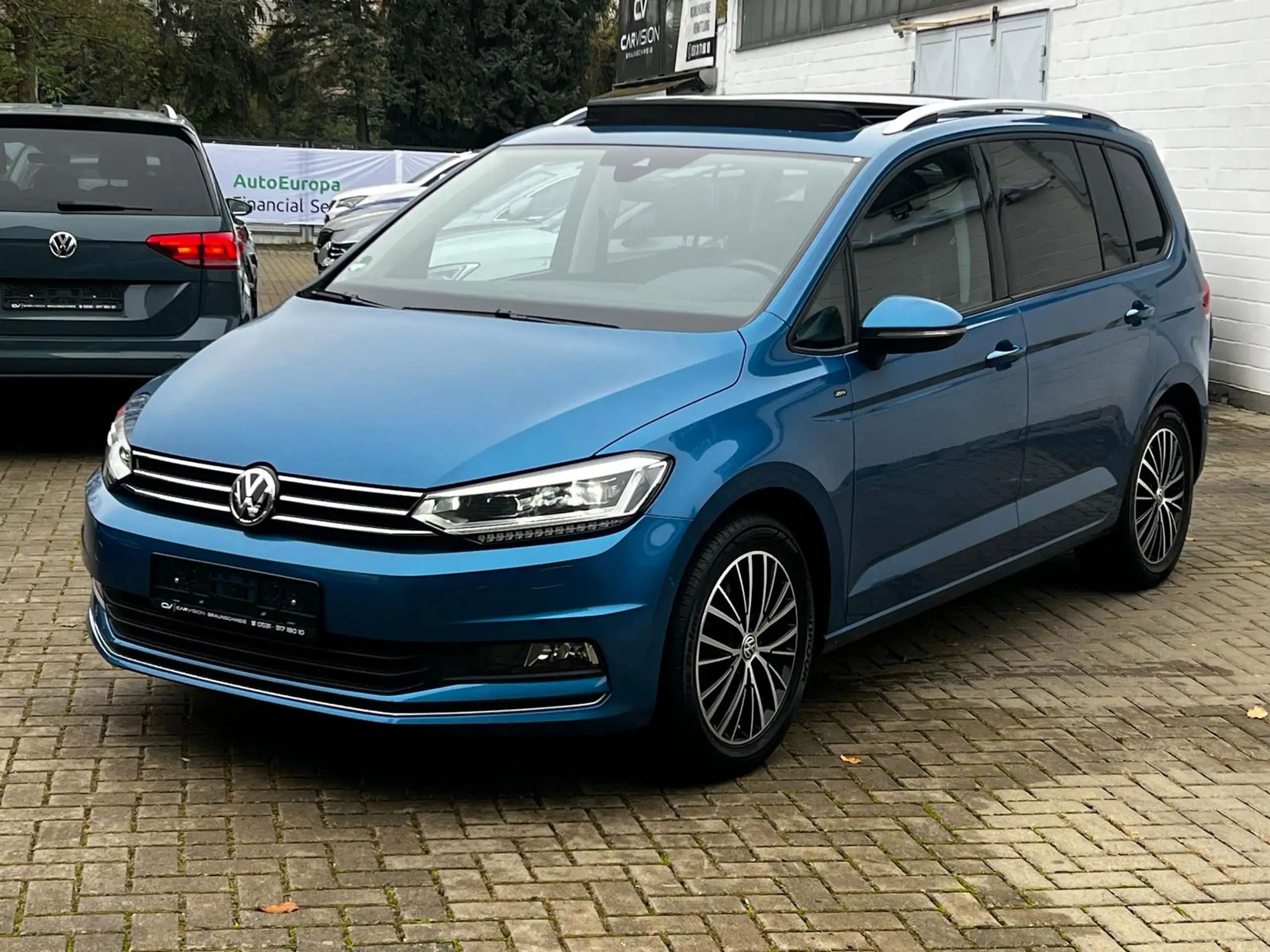 Volkswagen - Touran