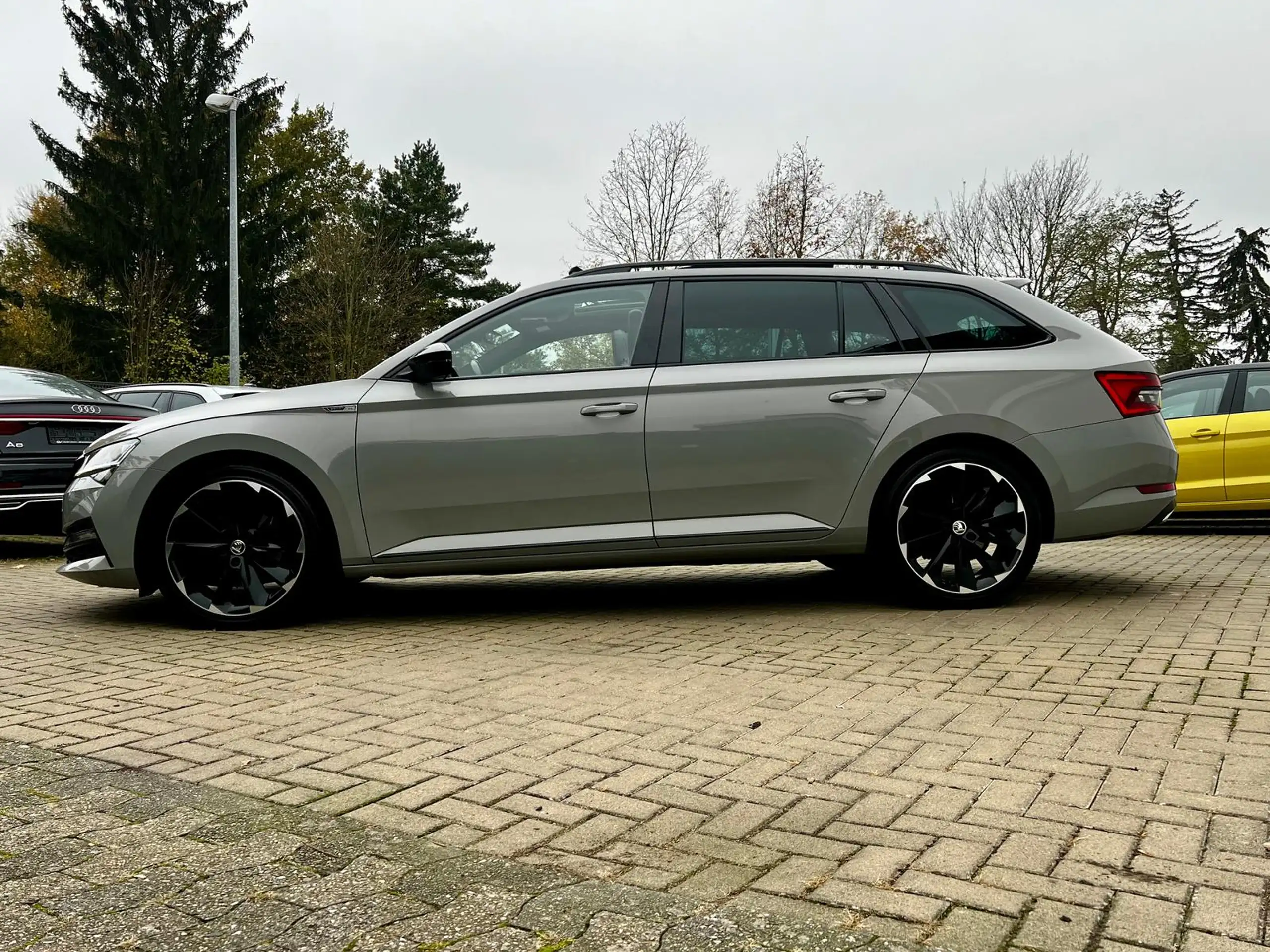 Skoda - Superb