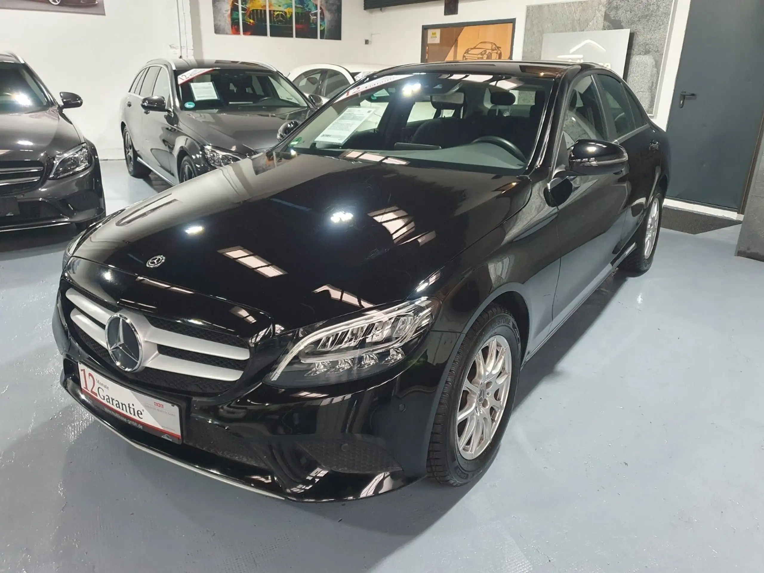 Mercedes-Benz - C 220