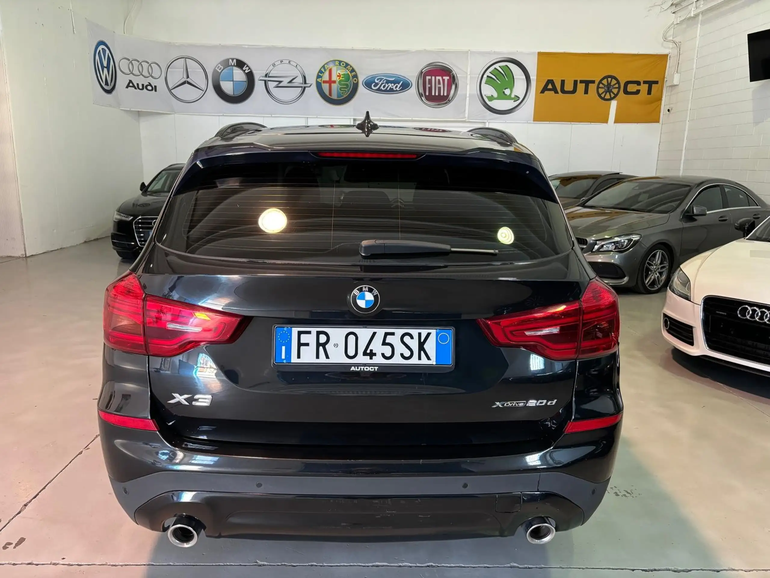 BMW - X3