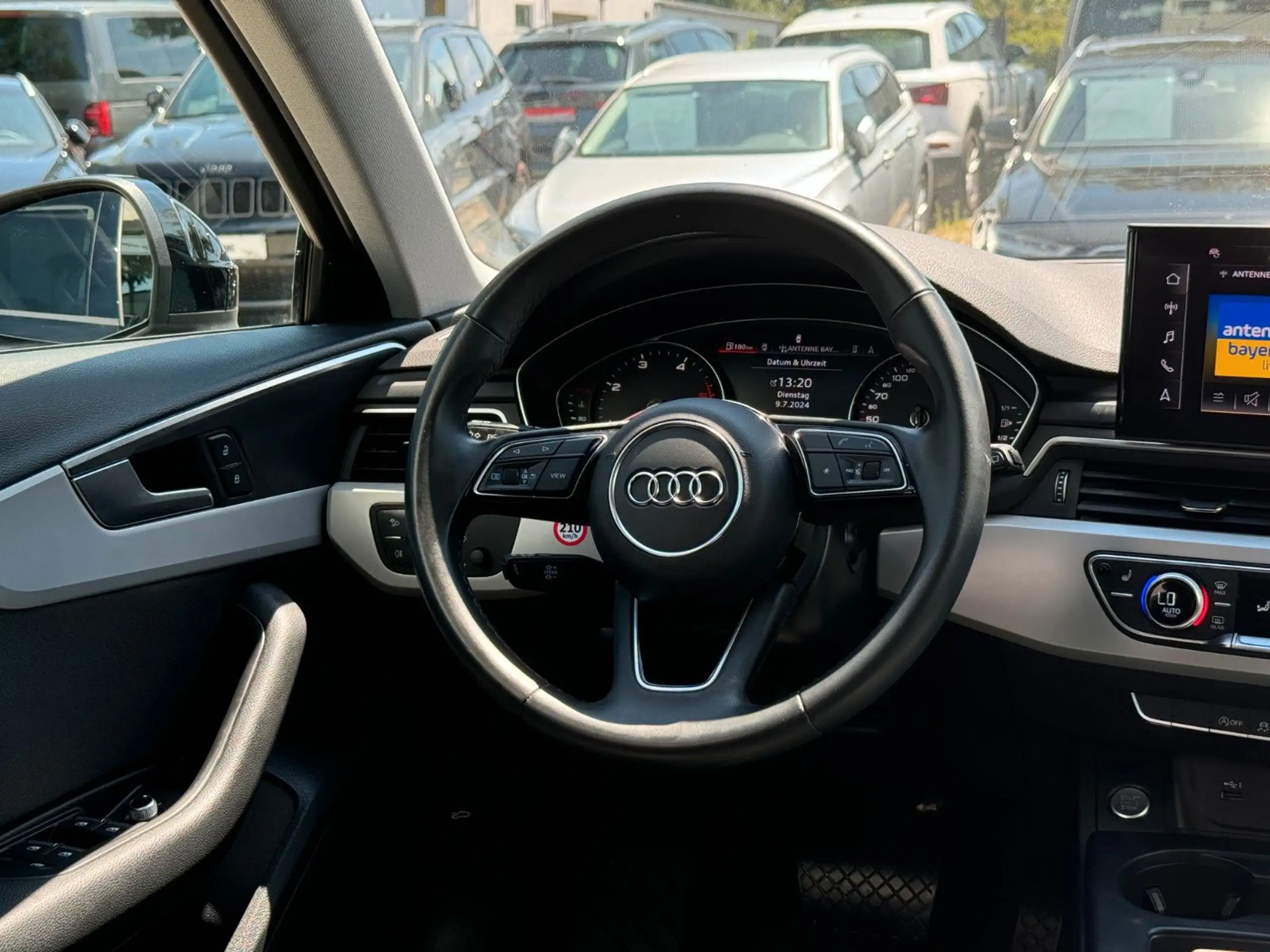 Audi - A4