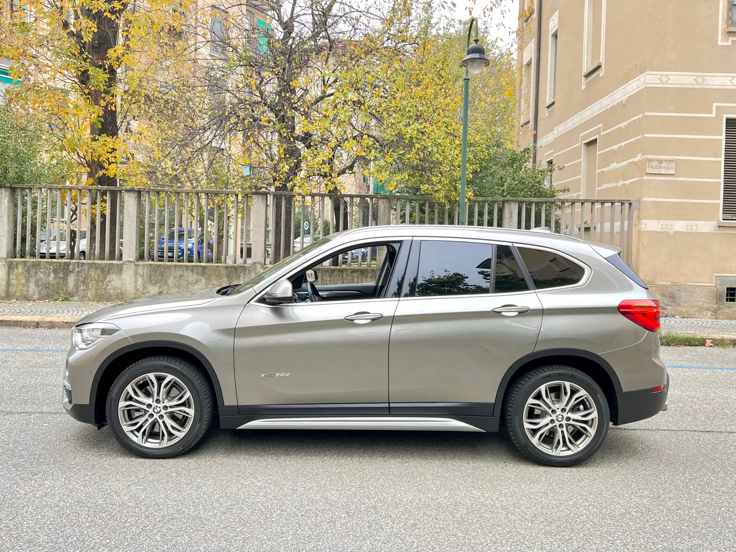 BMW - X1