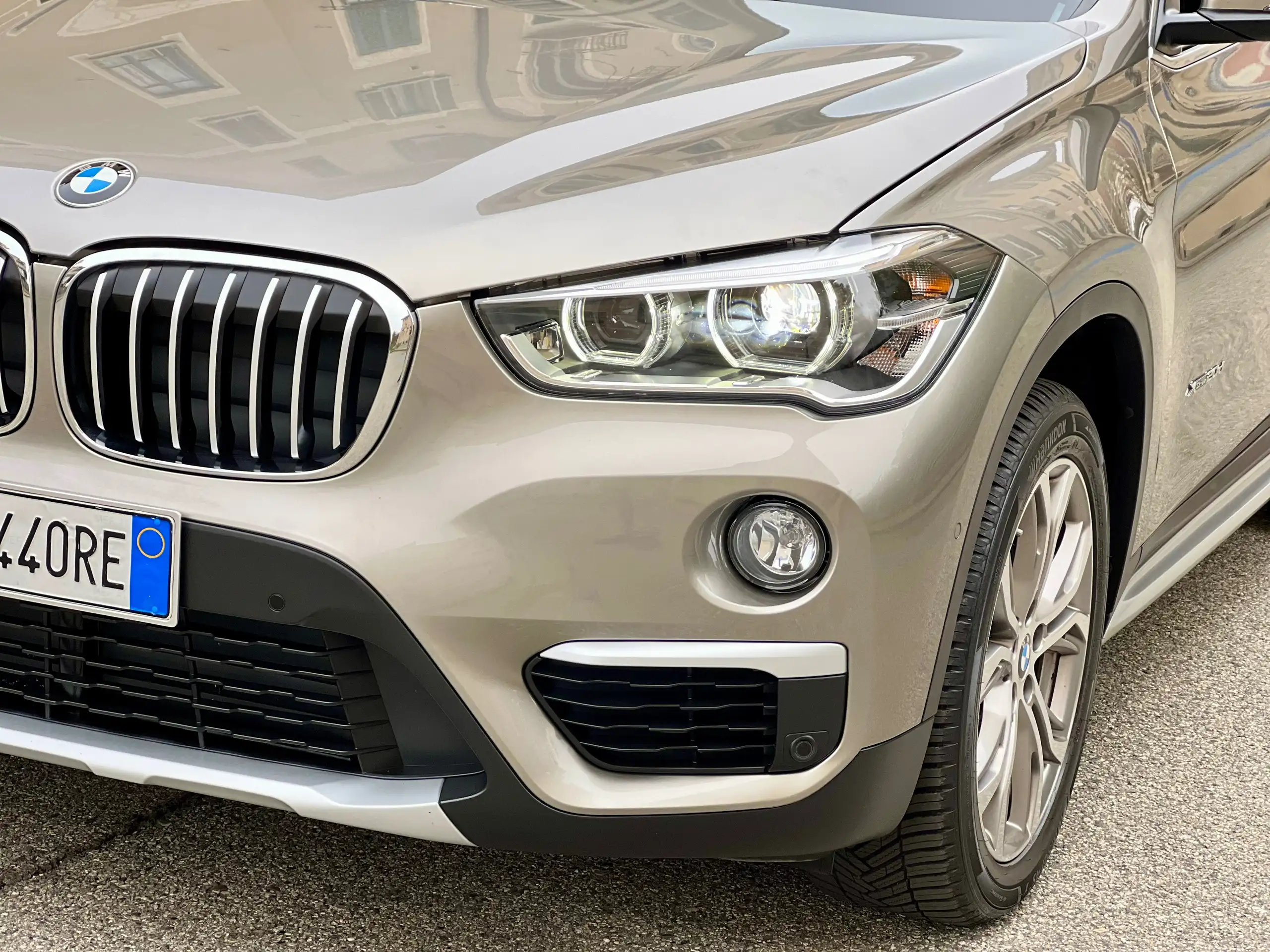 BMW - X1