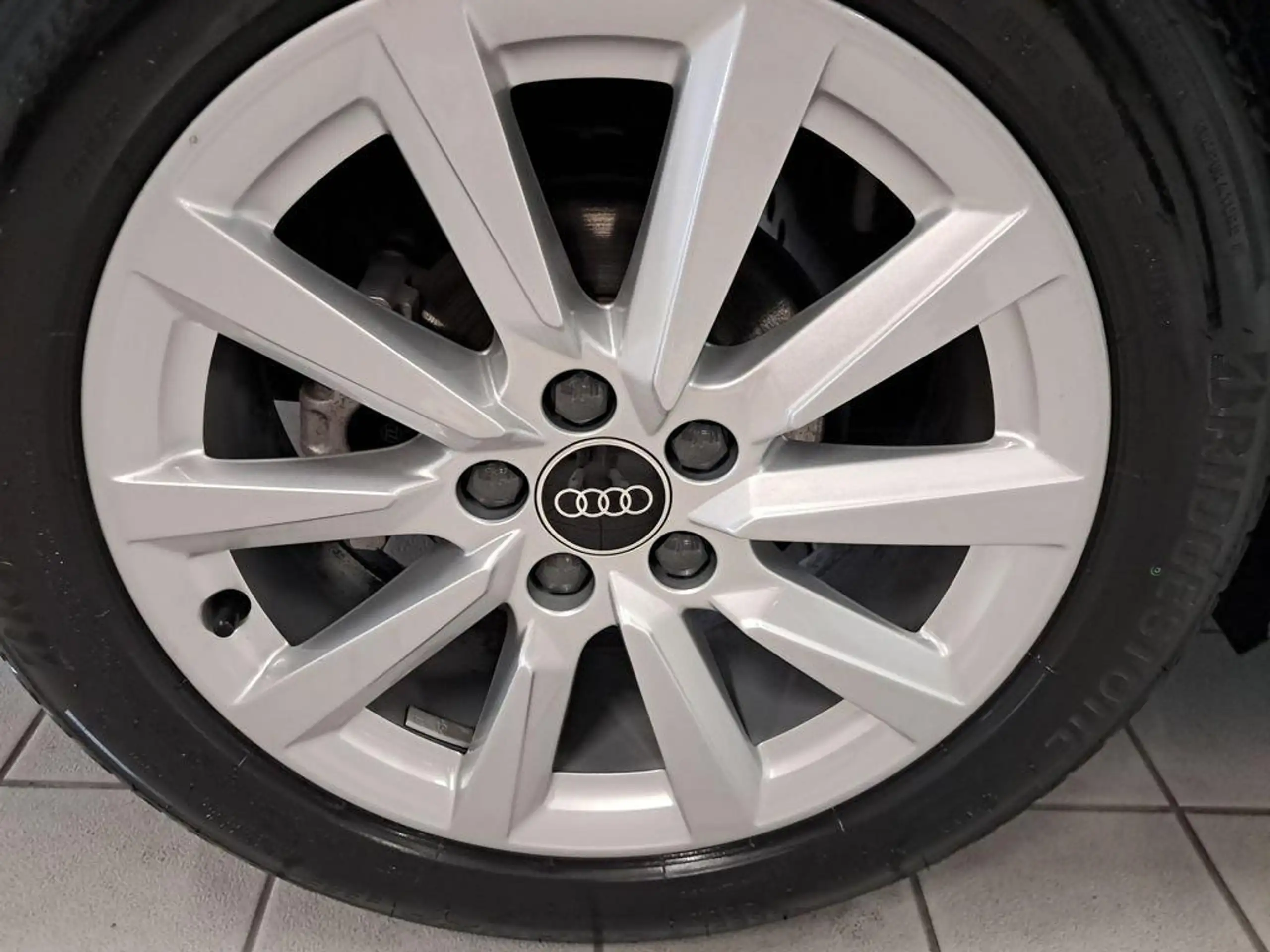 Audi - A1