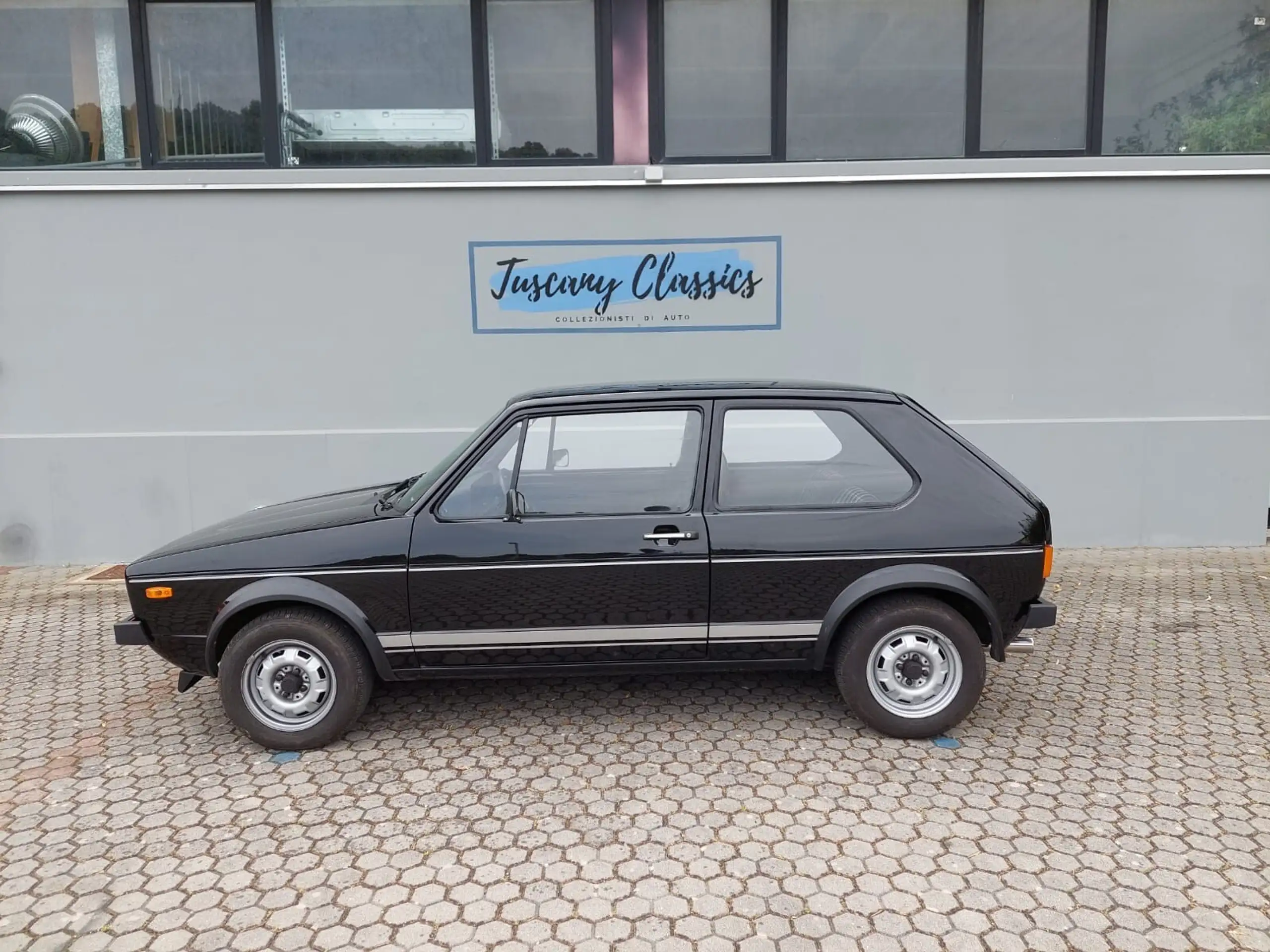 Volkswagen - Golf GTI