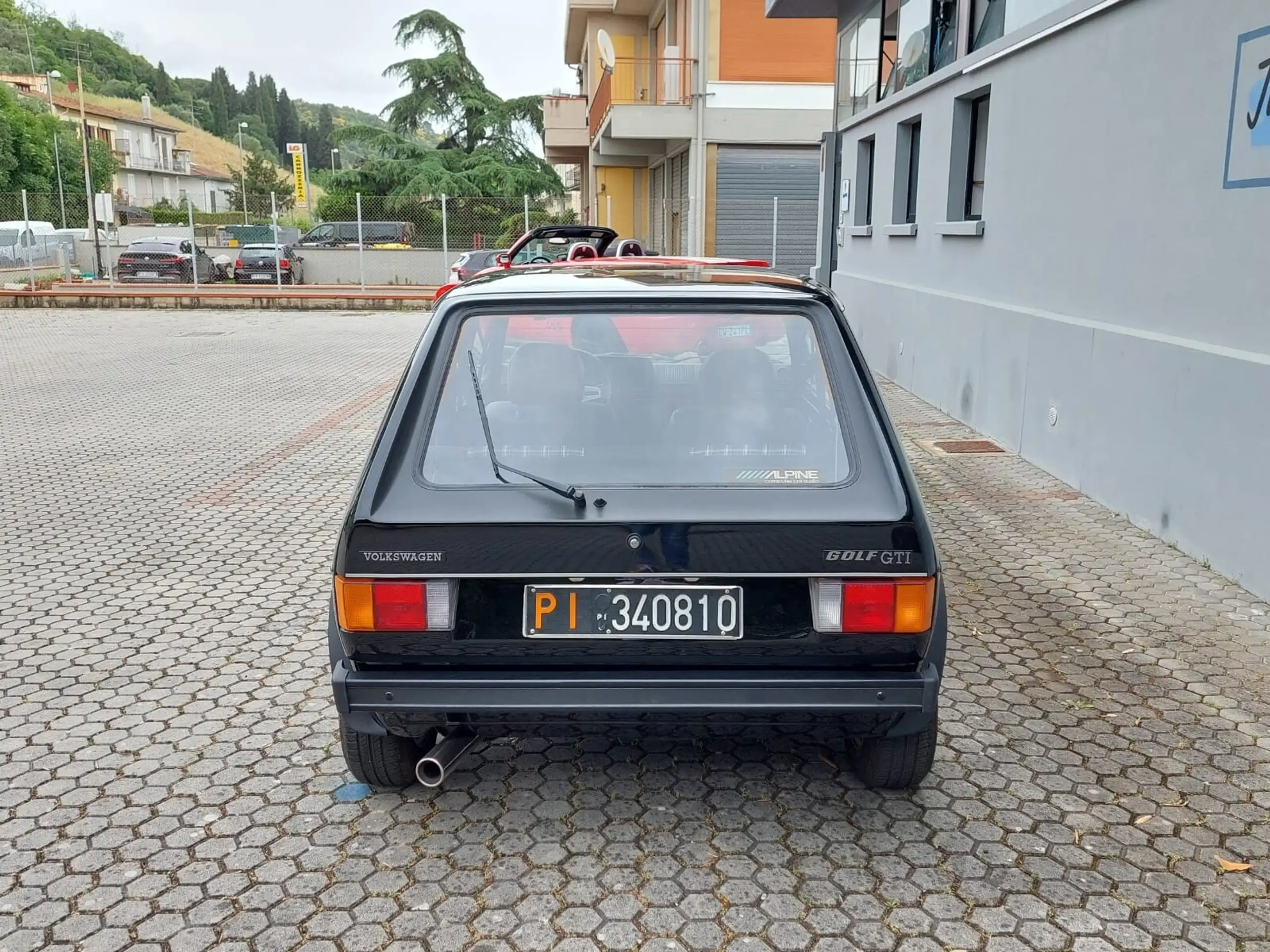 Volkswagen - Golf GTI