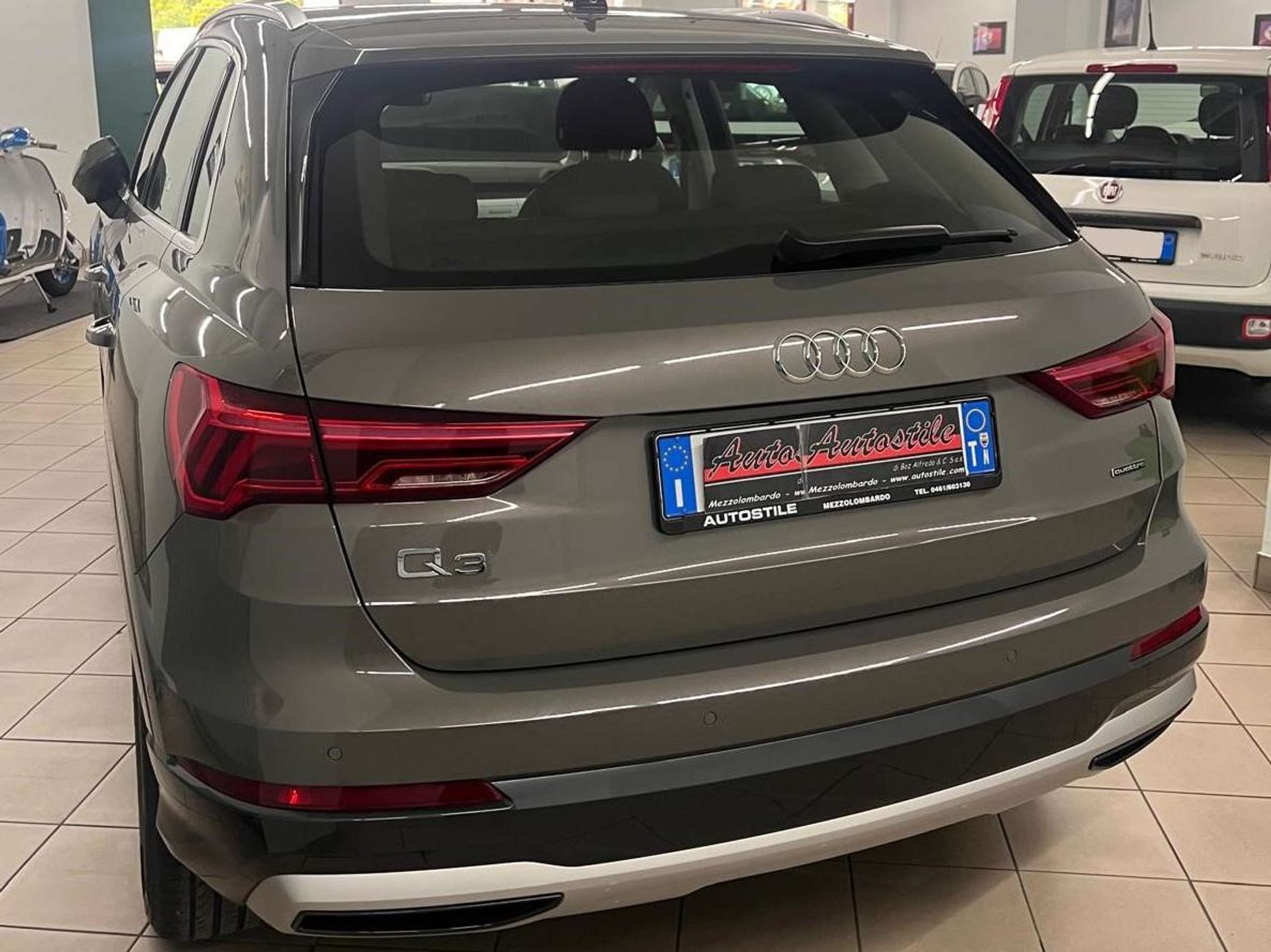 Audi - Q3