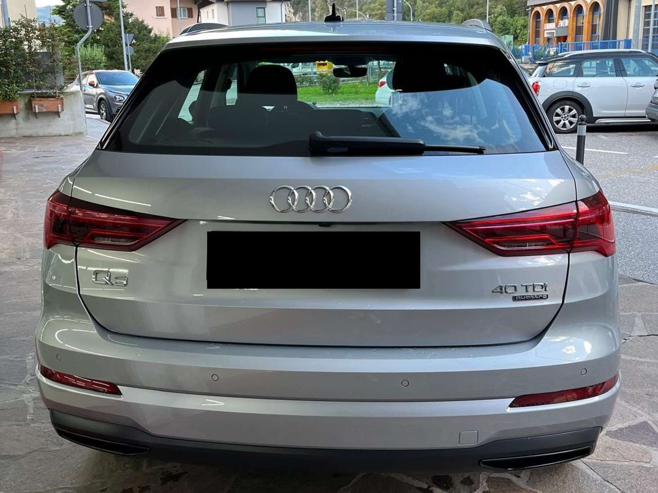 Audi - Q3