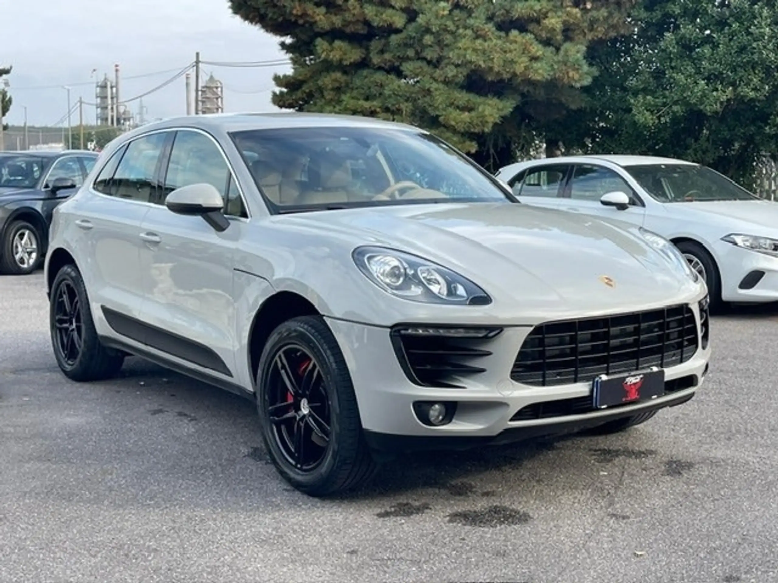 Porsche - Macan