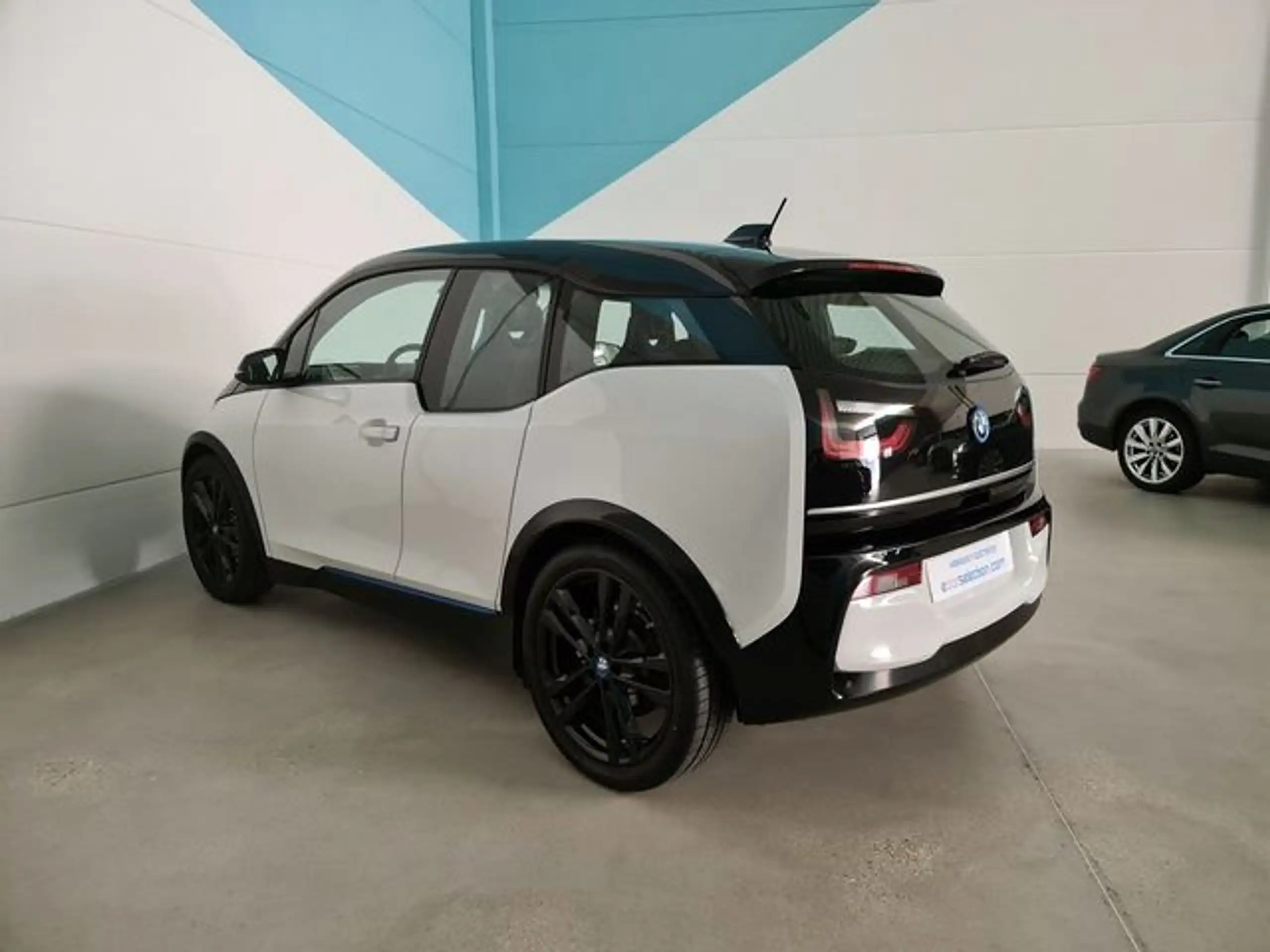 BMW - i3