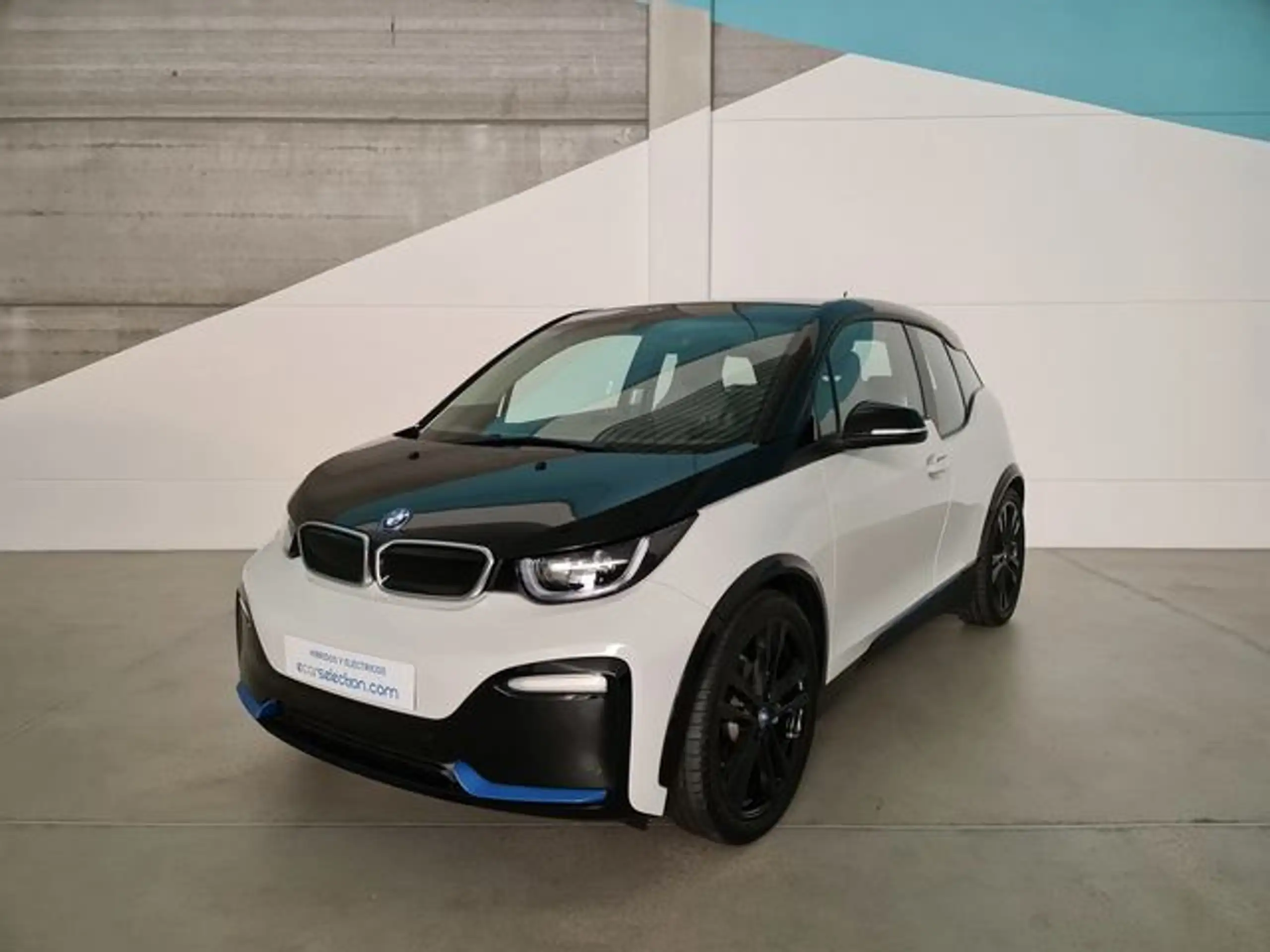 BMW - i3