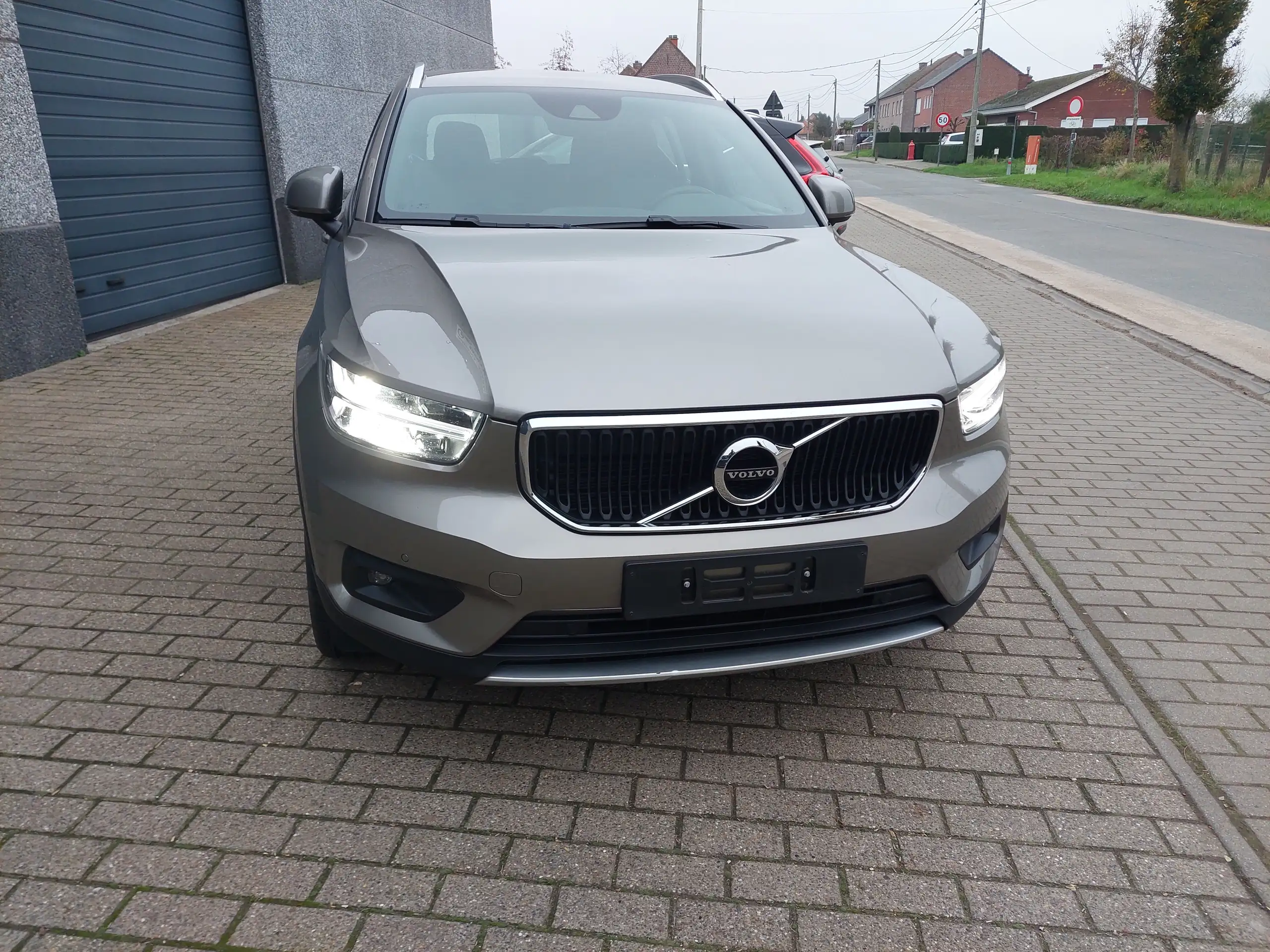 Volvo - XC40