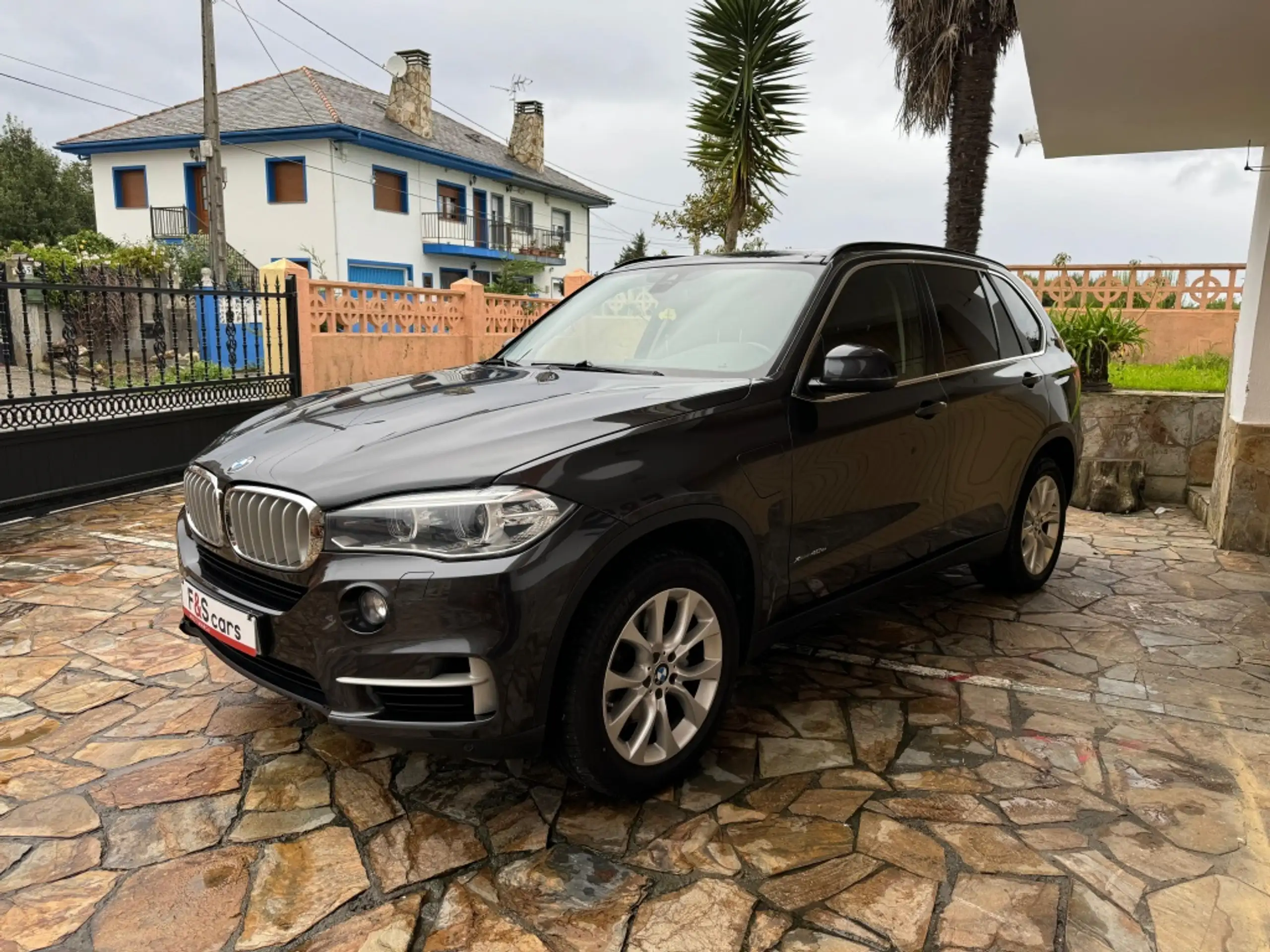 BMW - X5