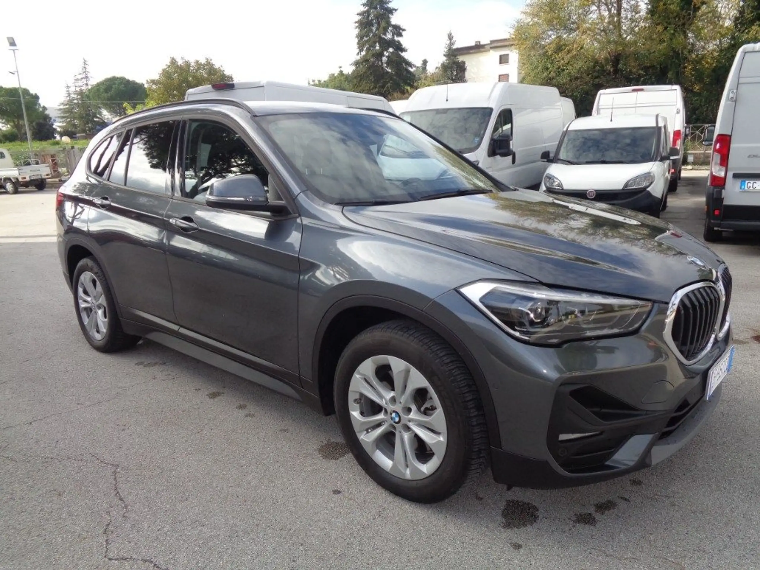 BMW - X1