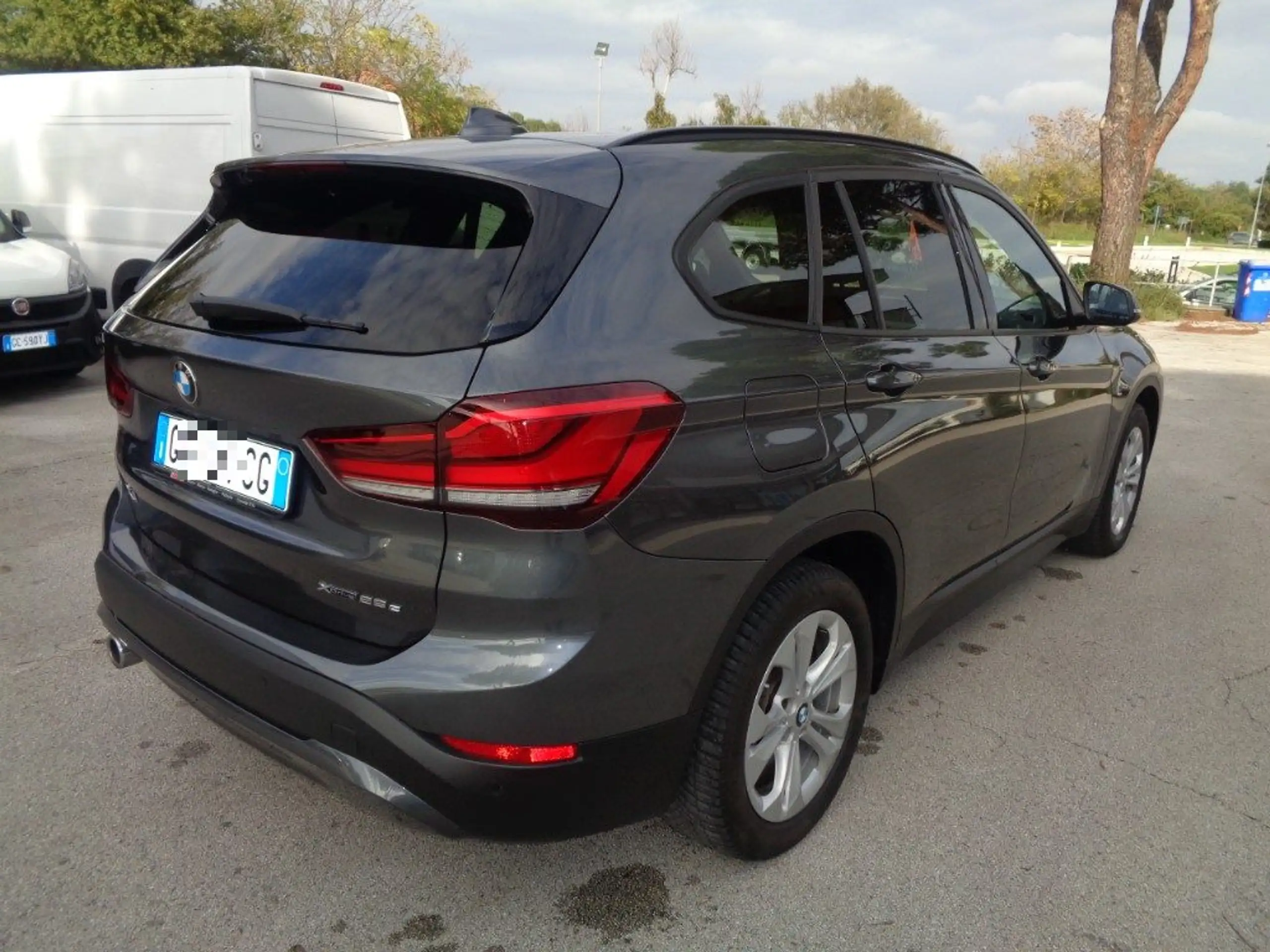 BMW - X1