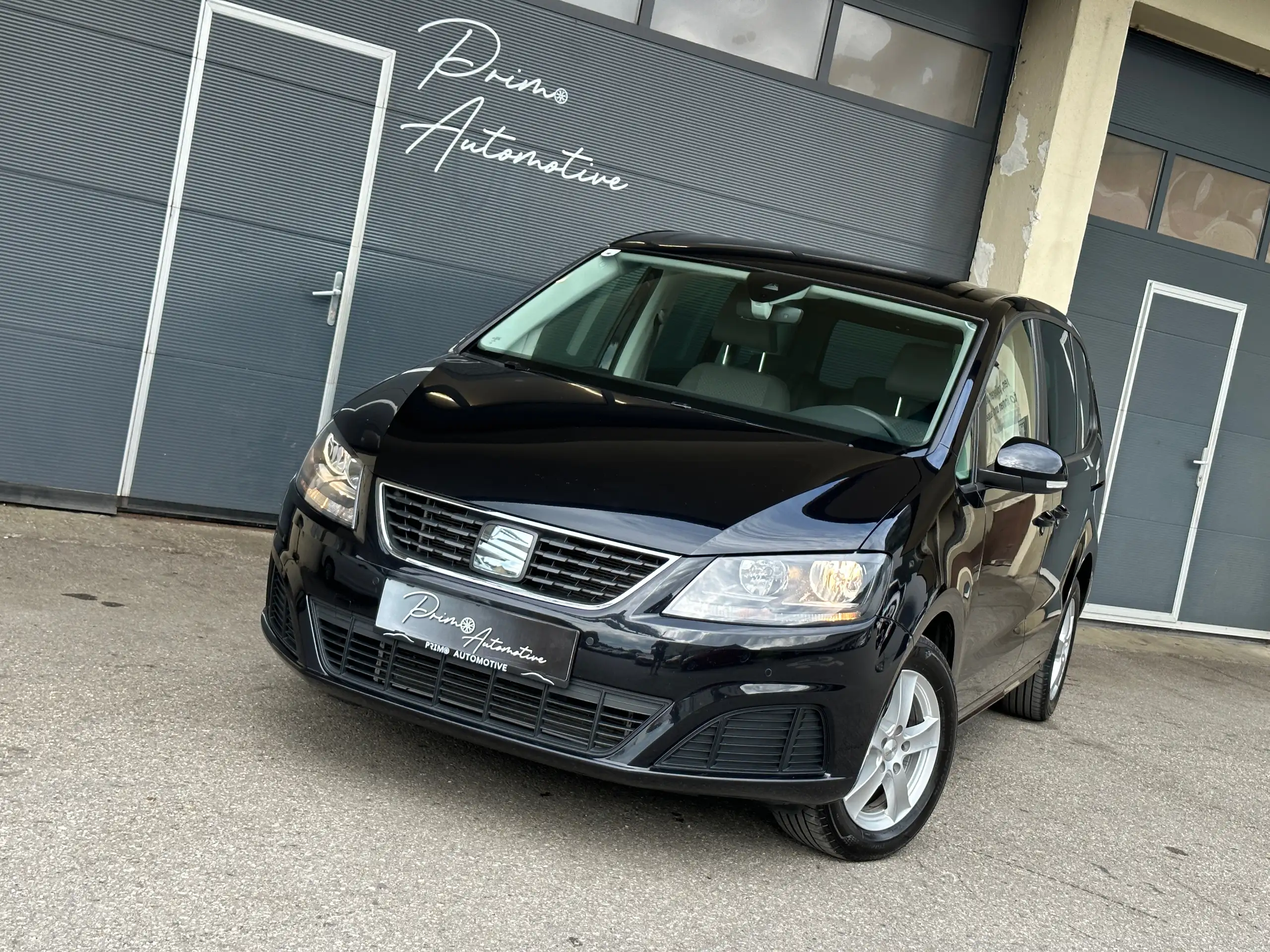 SEAT - Alhambra