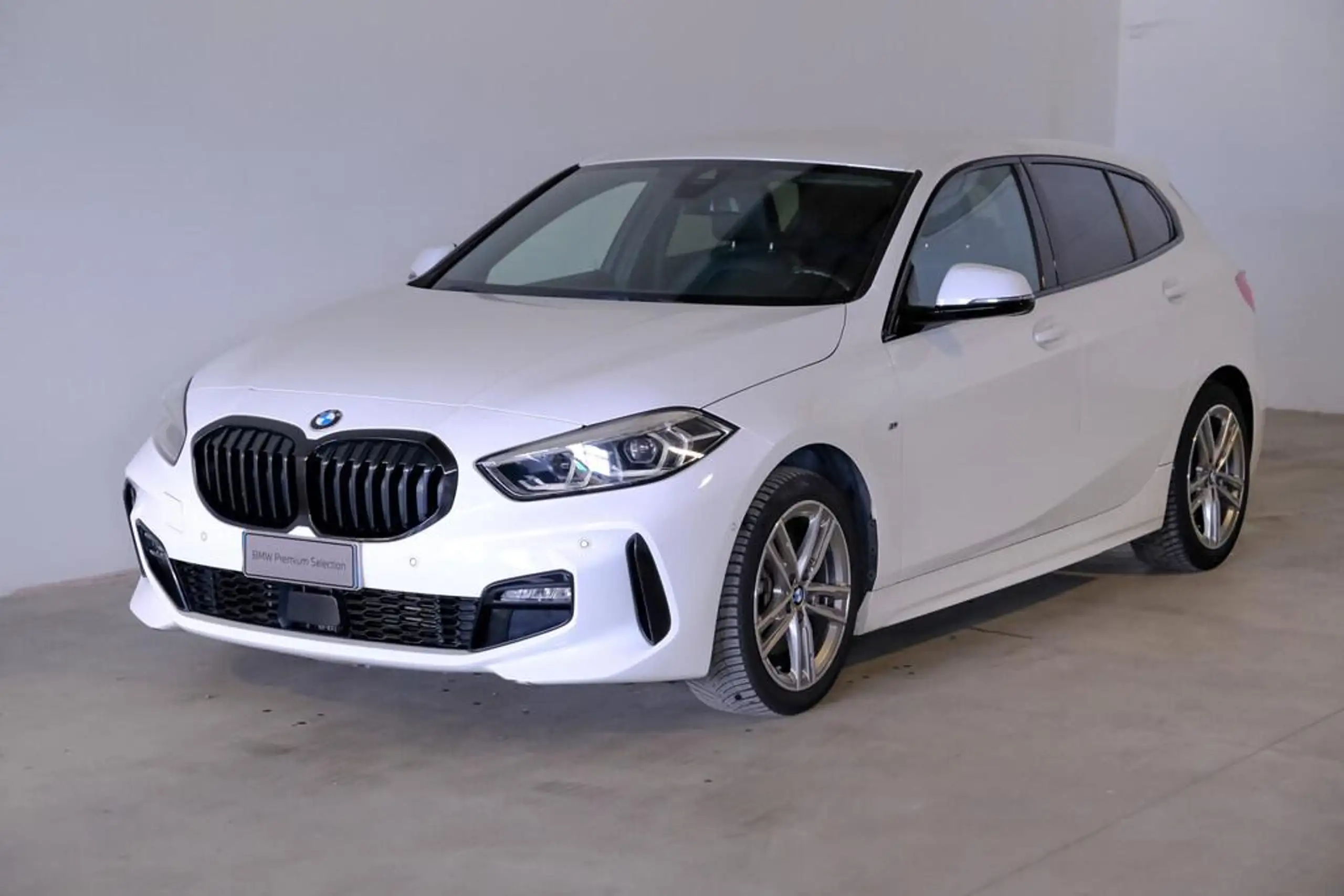 BMW 116 2021