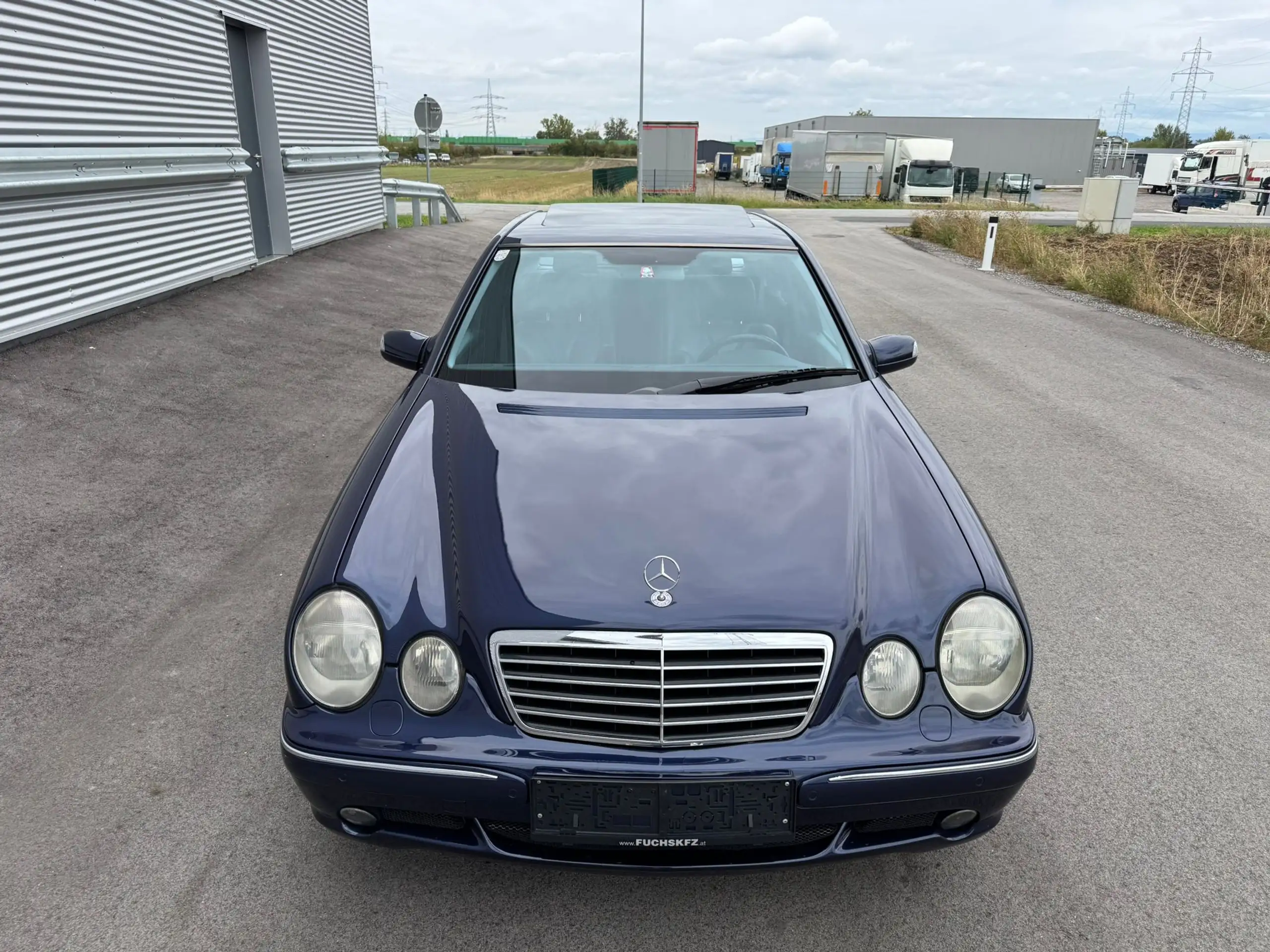 Mercedes-Benz - E 55 AMG