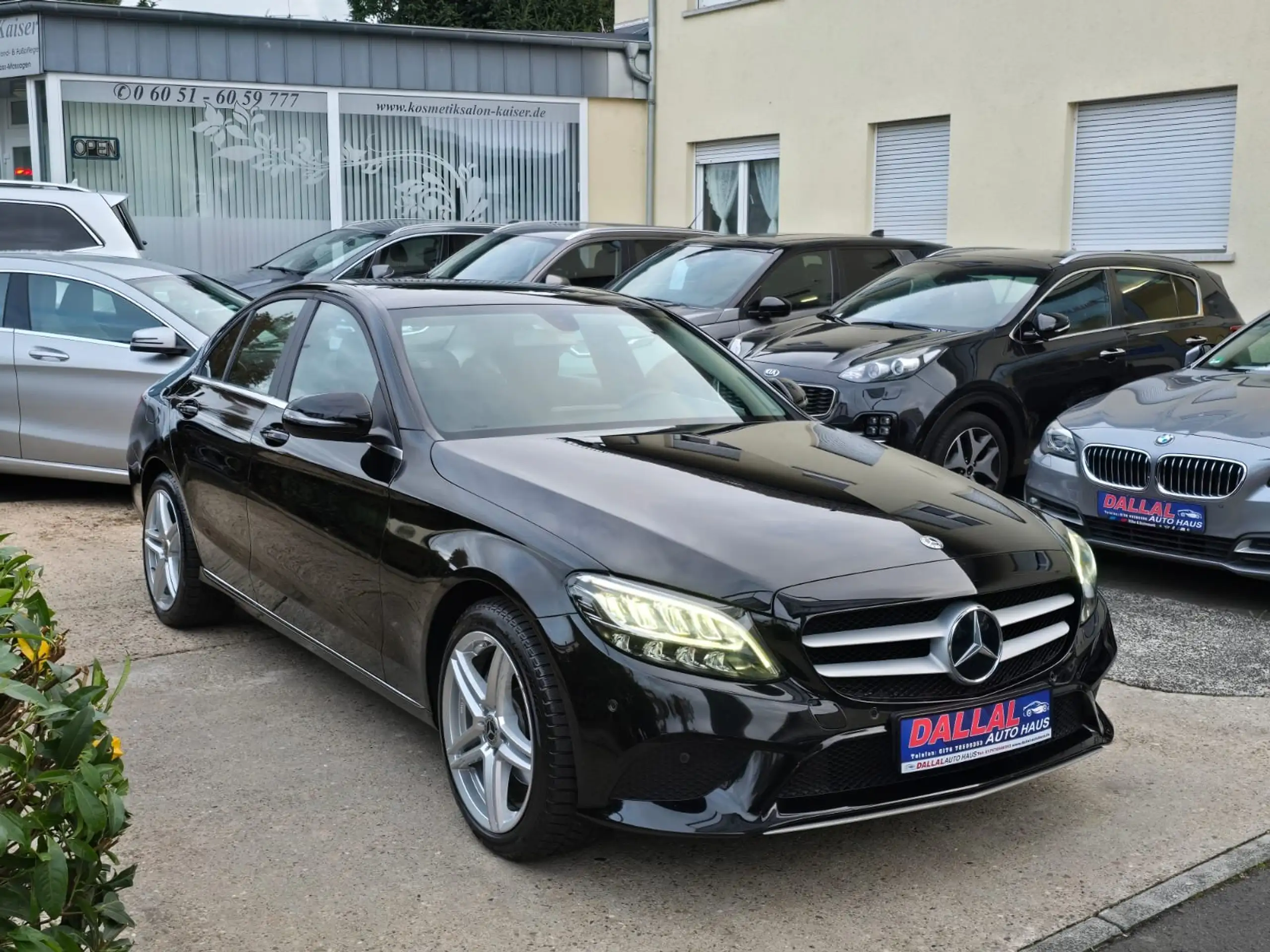 Mercedes-Benz - C 220