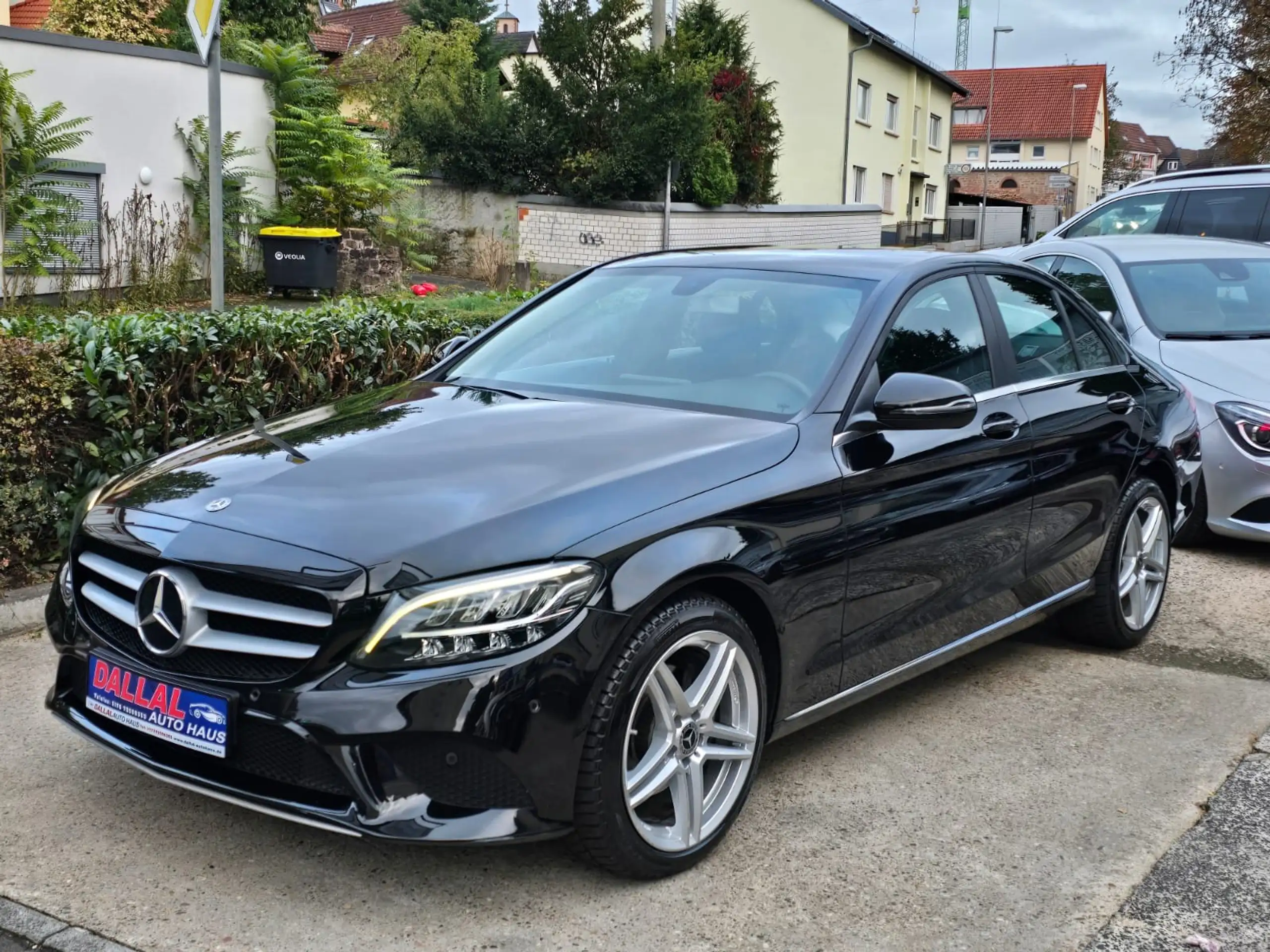 Mercedes-Benz - C 220