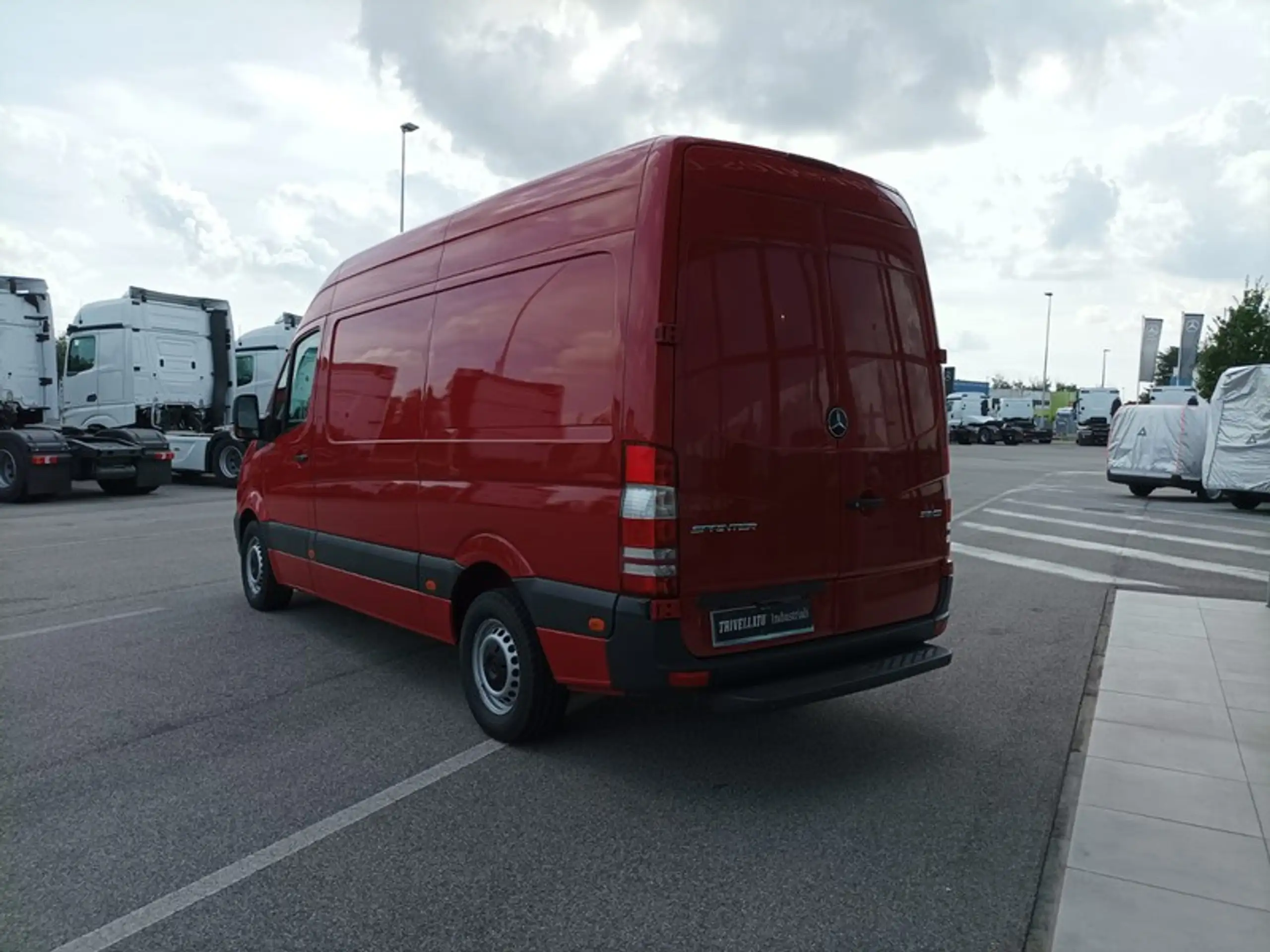 Mercedes-Benz - Sprinter