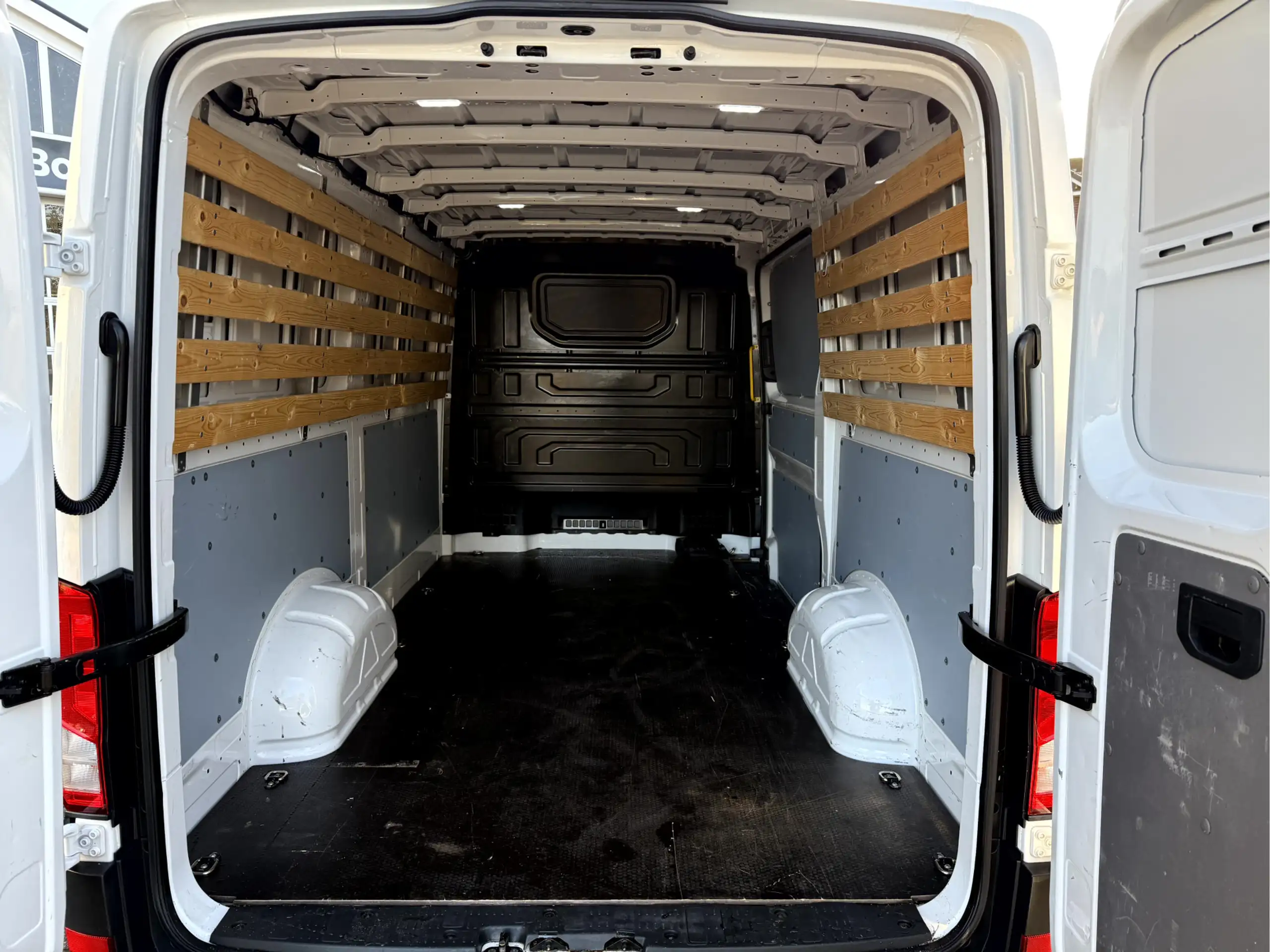 Volkswagen - Crafter