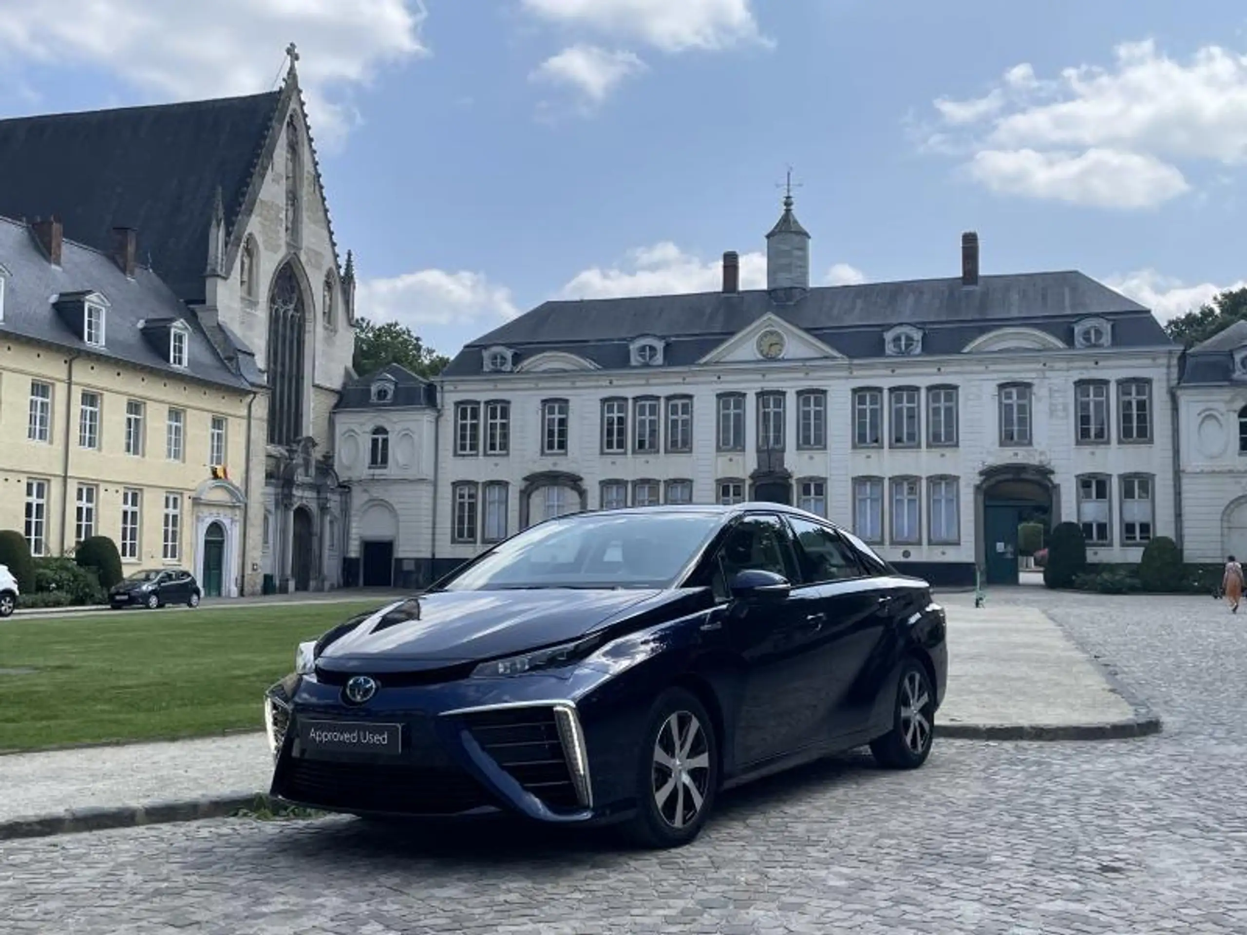 Toyota - Mirai