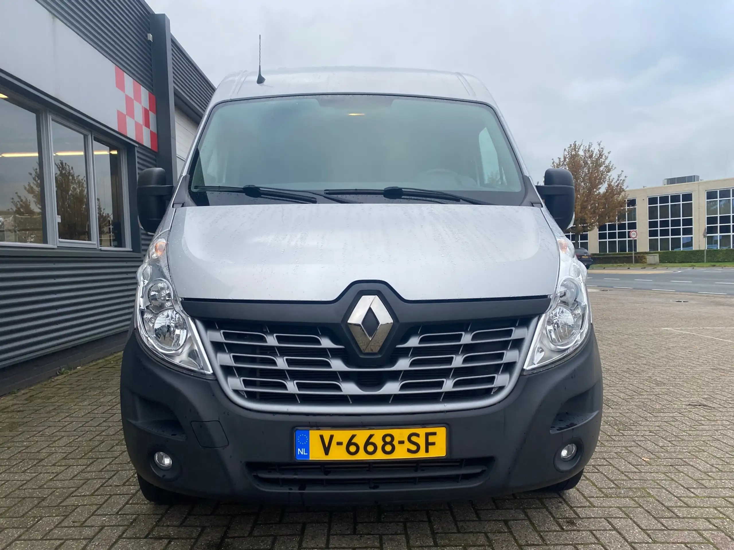 Renault - Master