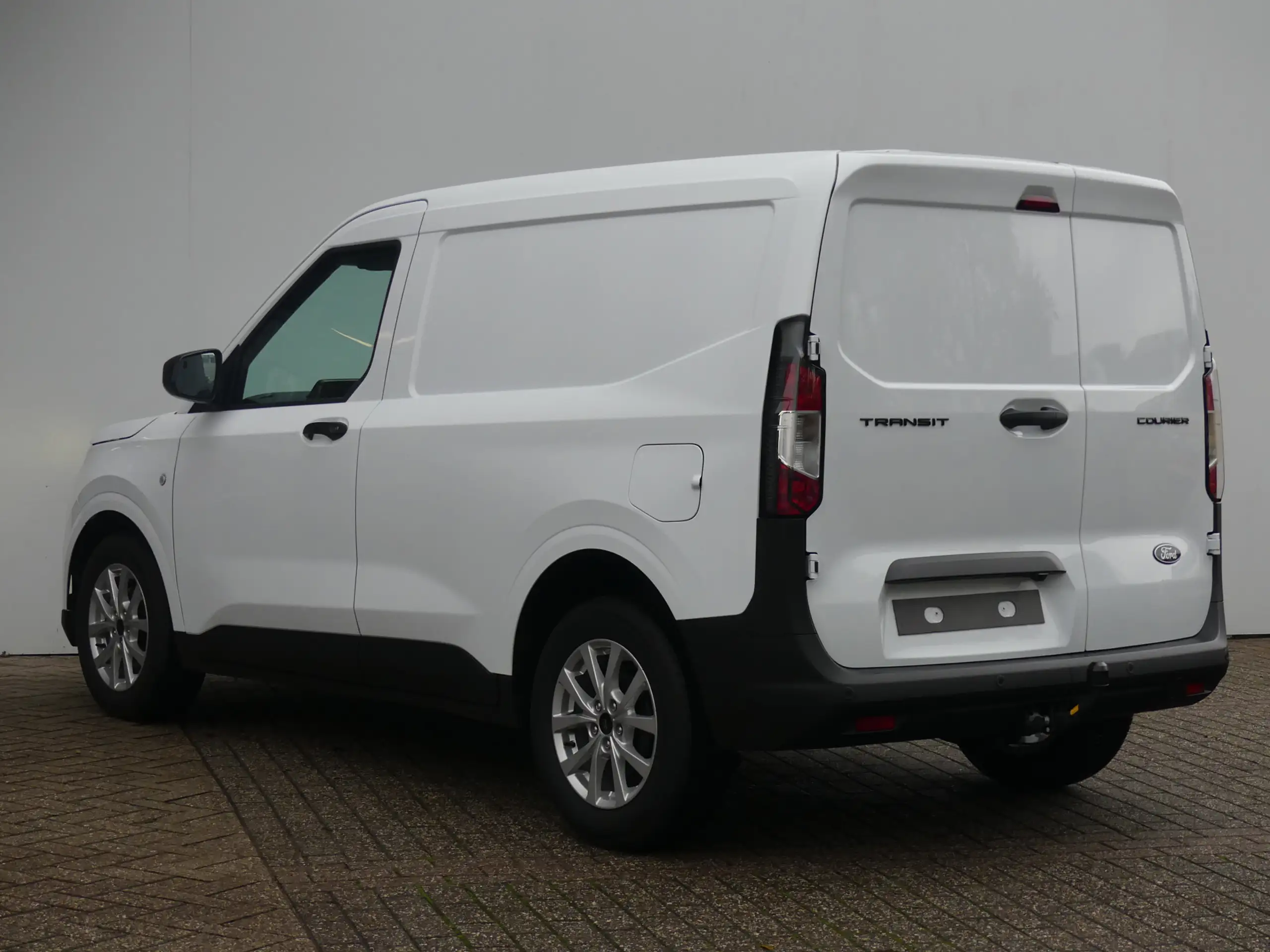 Ford - Transit Courier