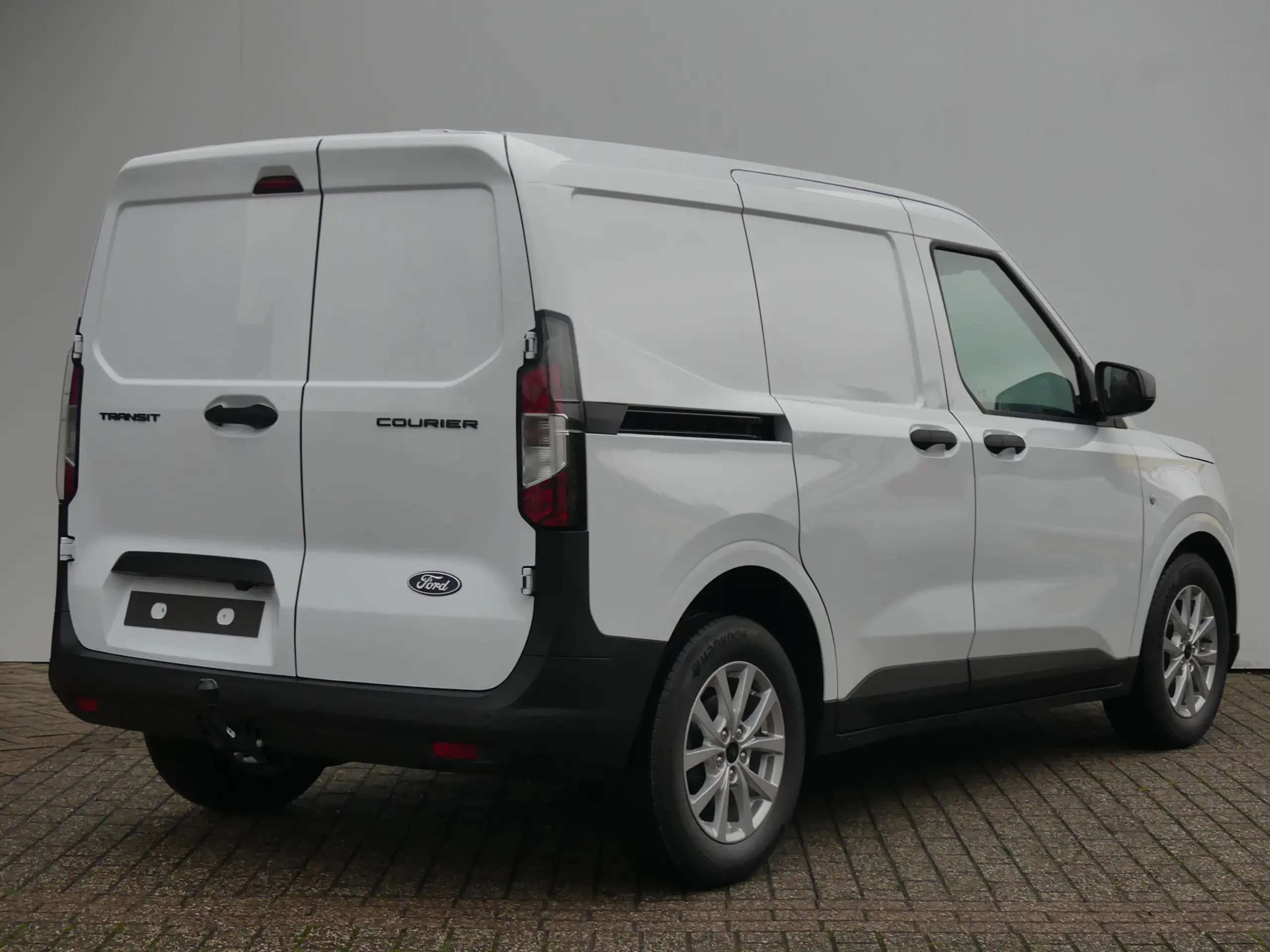 Ford - Transit Courier