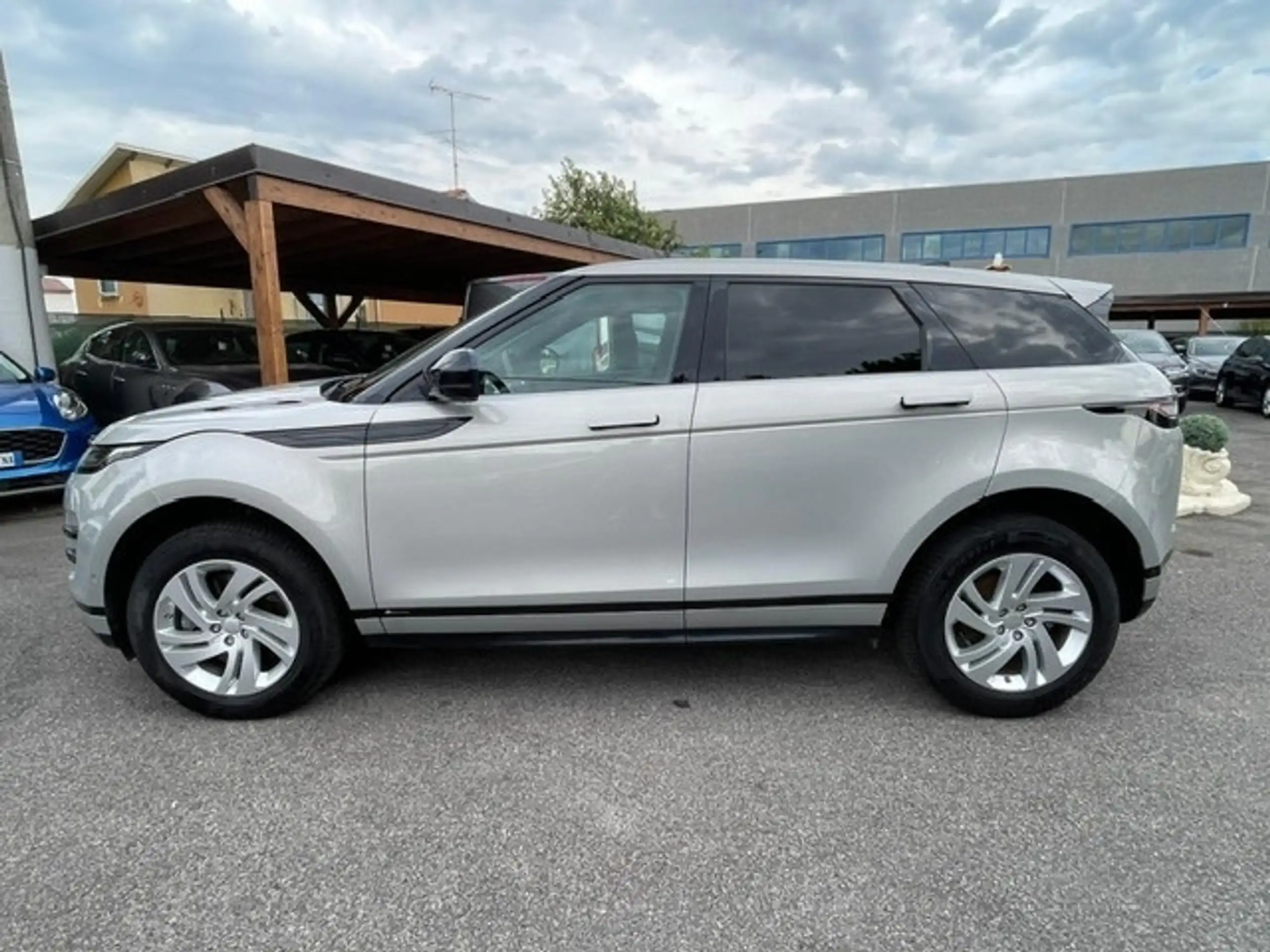 Land Rover - Range Rover Evoque