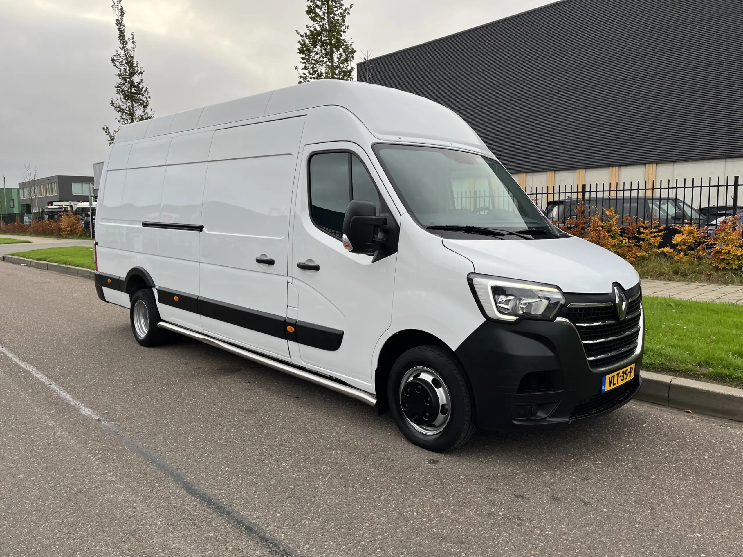 Renault - Master